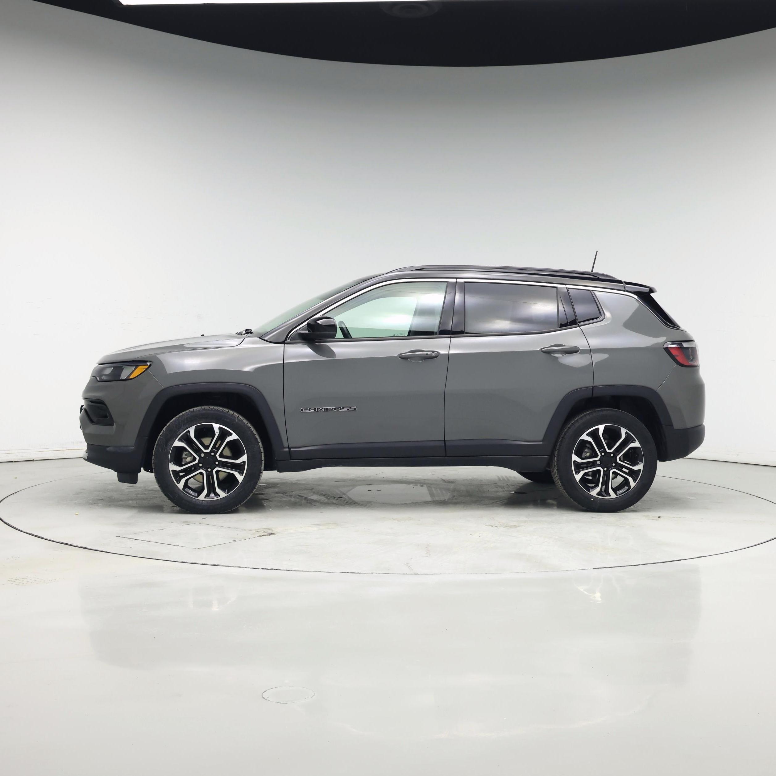 Thumbnail: 2022 Jeep Compass - 3