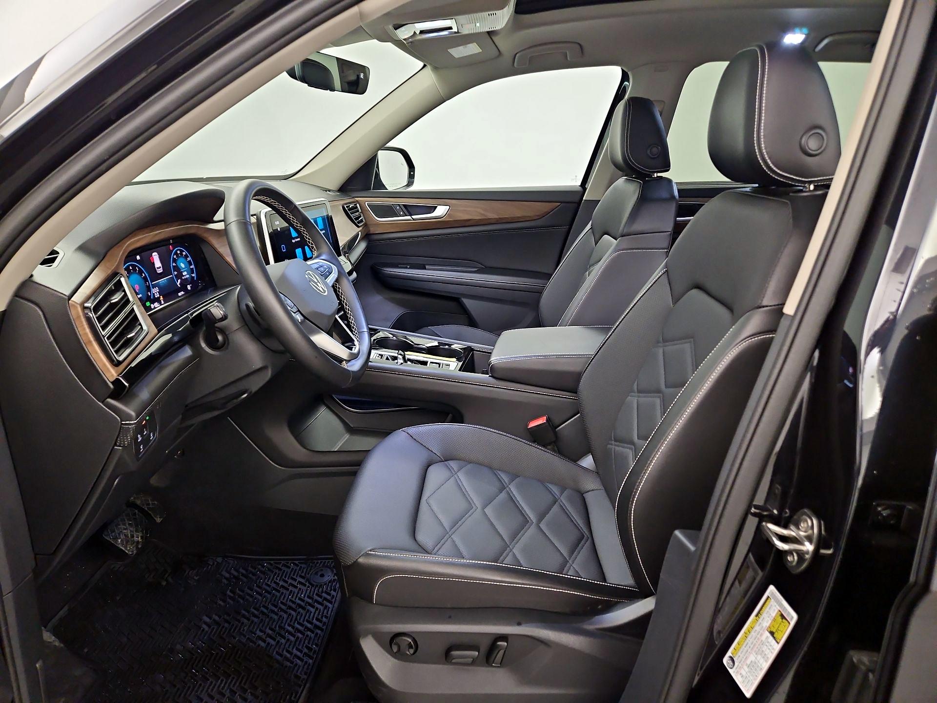 Thumbnail: 2024 Volkswagen Atlas - 11