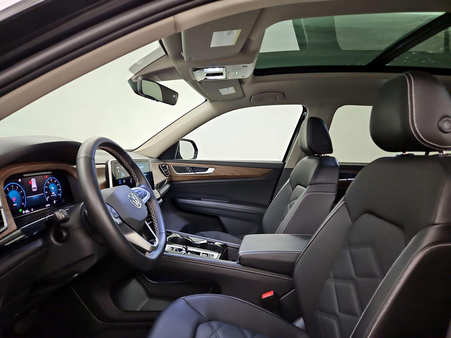 Thumbnail: 2024 Volkswagen Atlas - 19