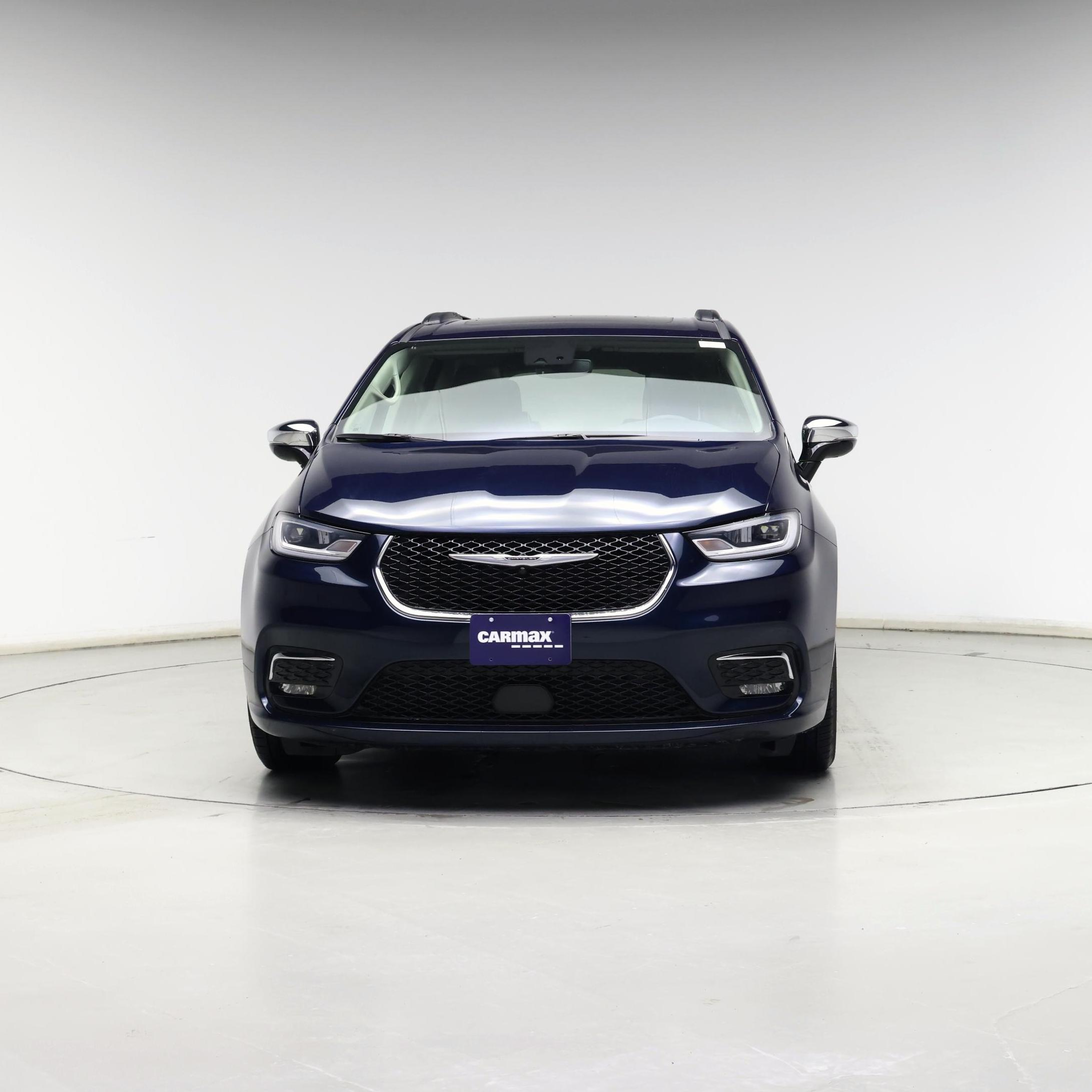 Thumbnail: 2023 Chrysler Pacifica - 5