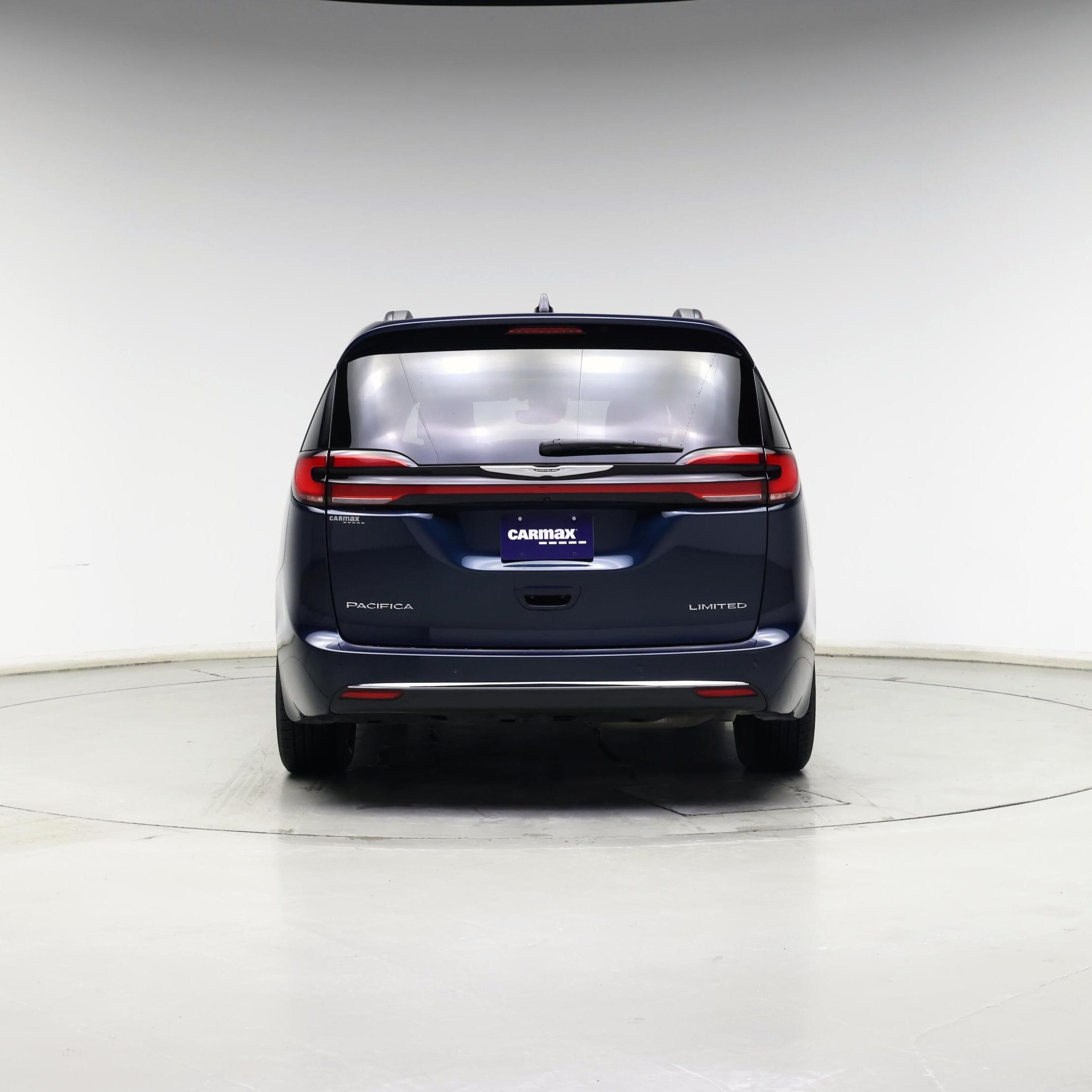 Thumbnail: 2023 Chrysler Pacifica - 6