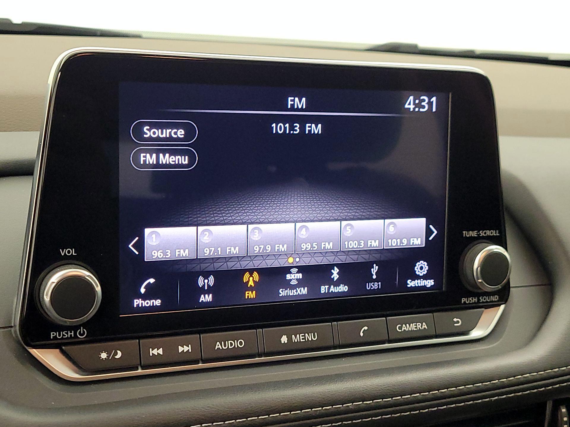 Thumbnail: 2022 Nissan Rogue - 15