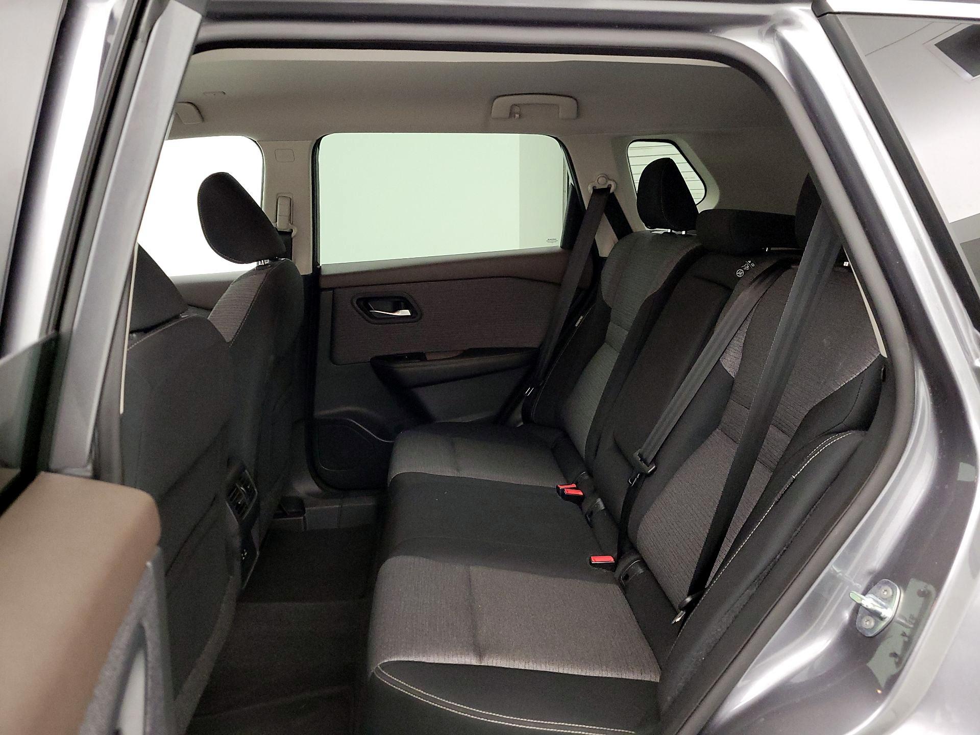 Thumbnail: 2022 Nissan Rogue - 19