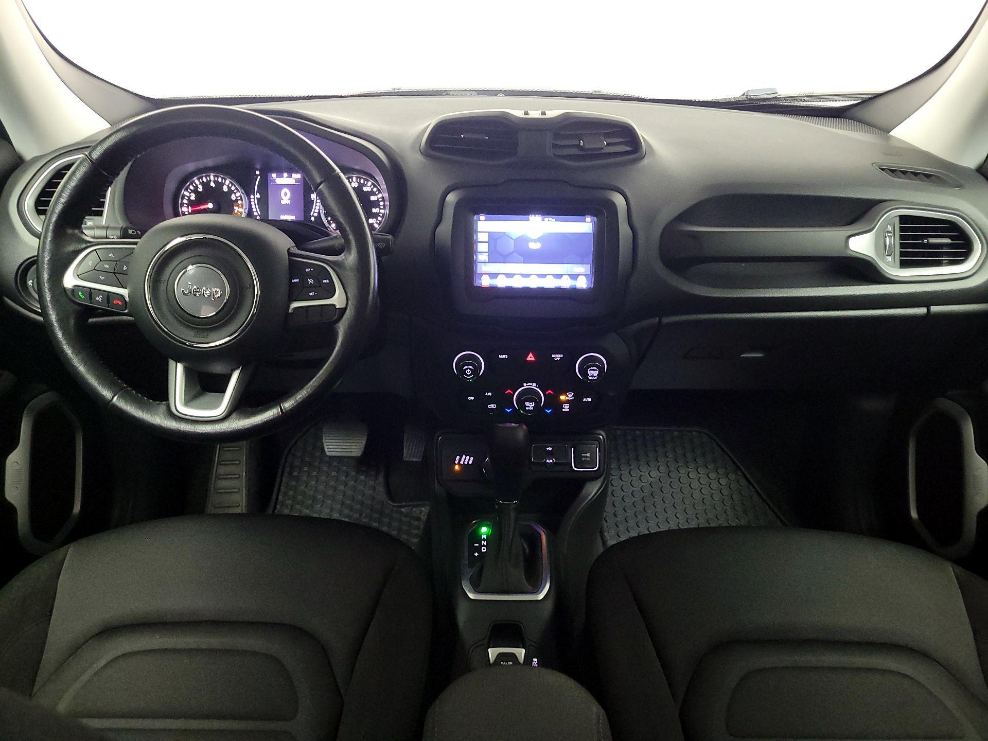 Thumbnail: 2020 Jeep Renegade - 9