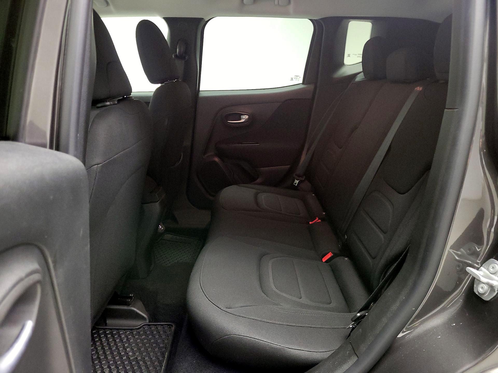 Thumbnail: 2020 Jeep Renegade - 19