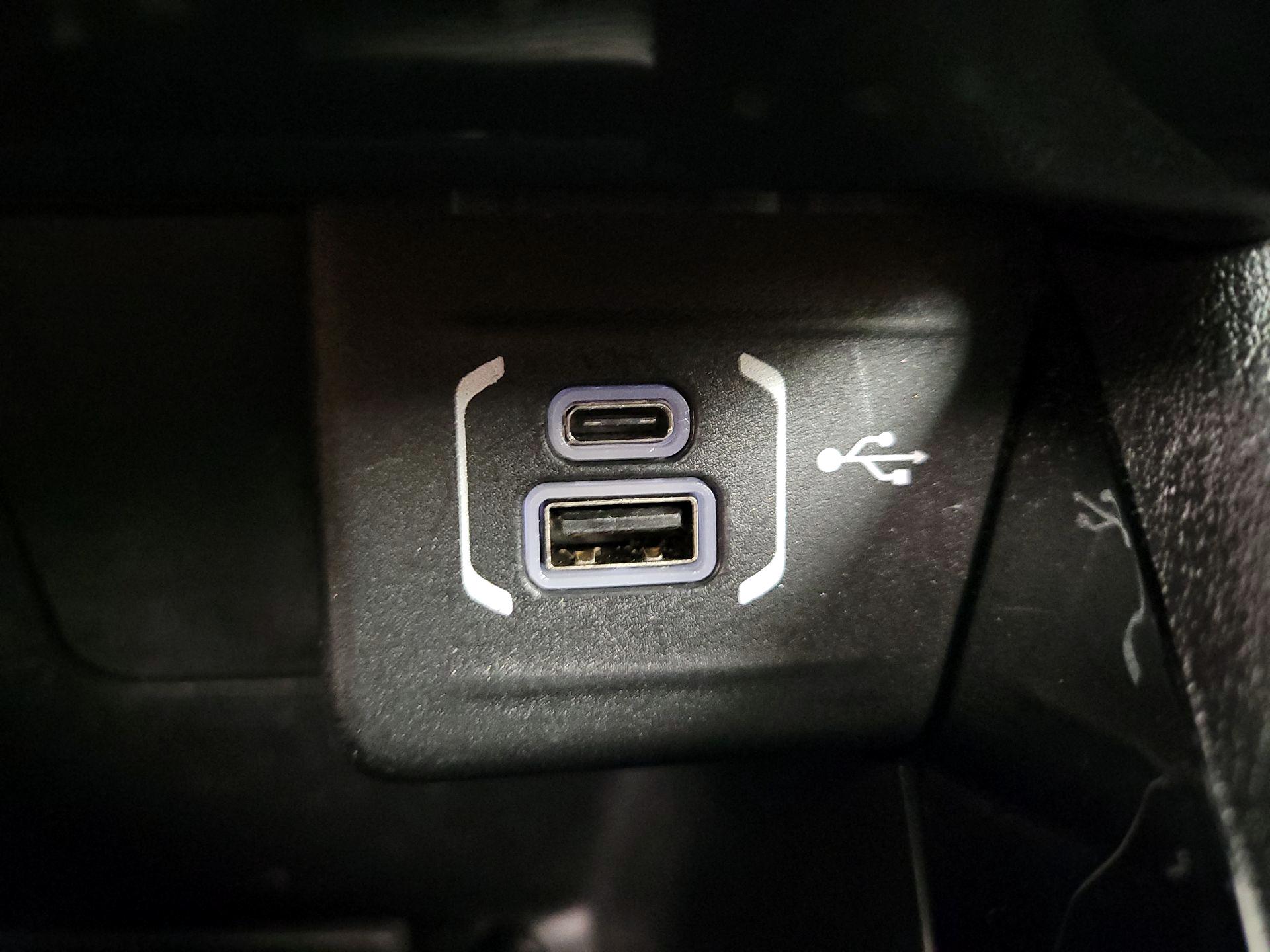 Thumbnail: 2022 Jeep Compass - 18