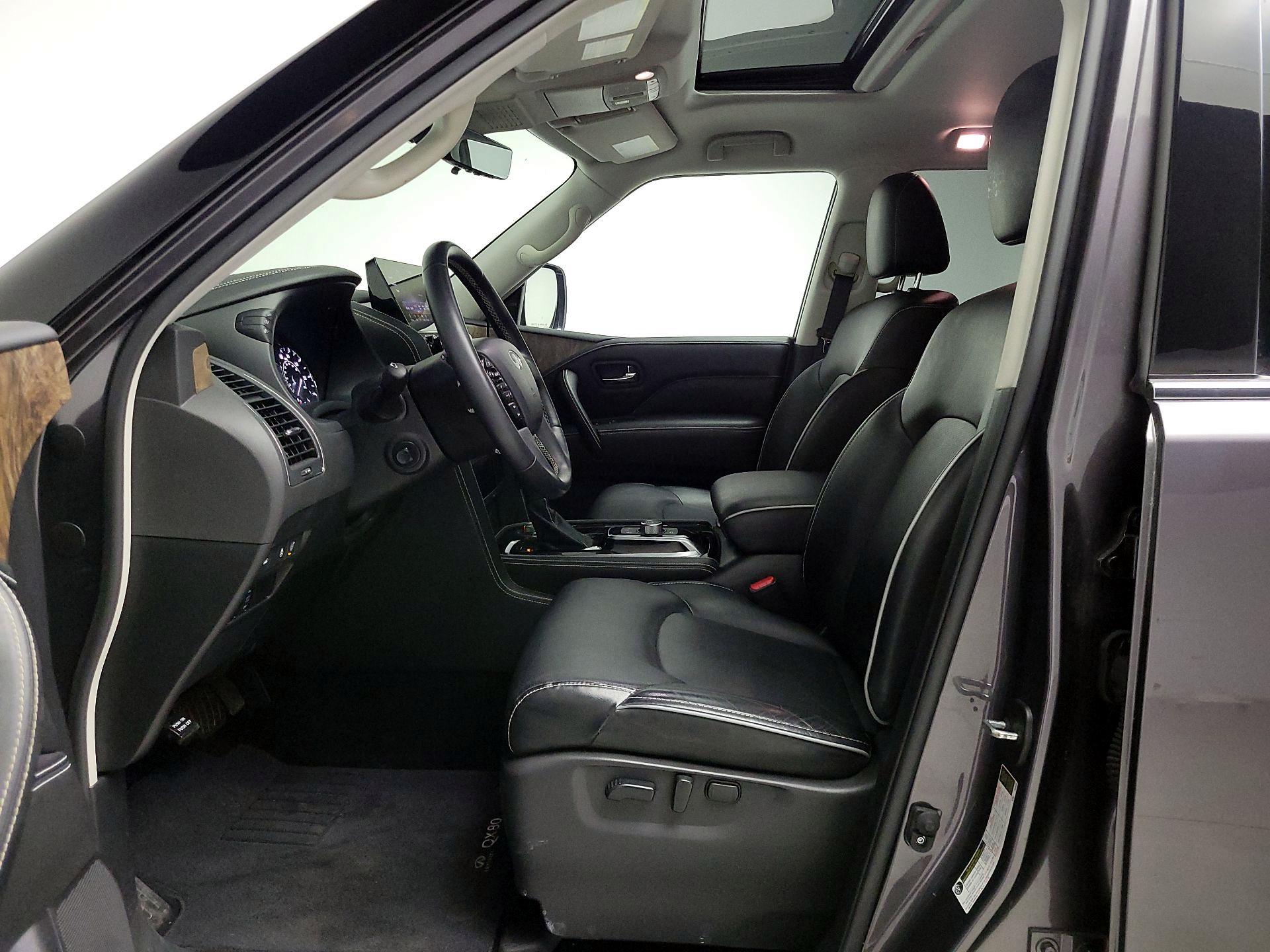 Thumbnail: 2022 INFINITI QX80 - 11