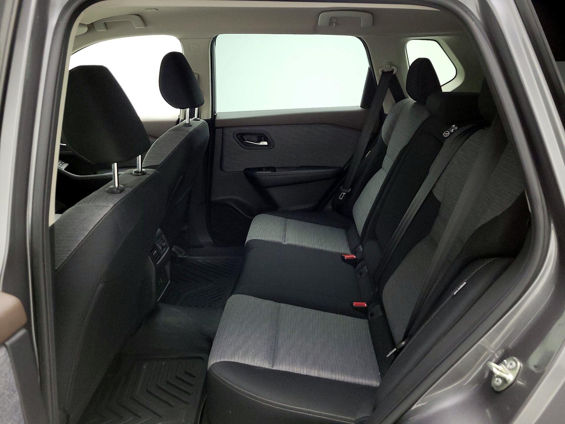 Thumbnail: 2023 Nissan Rogue - 17