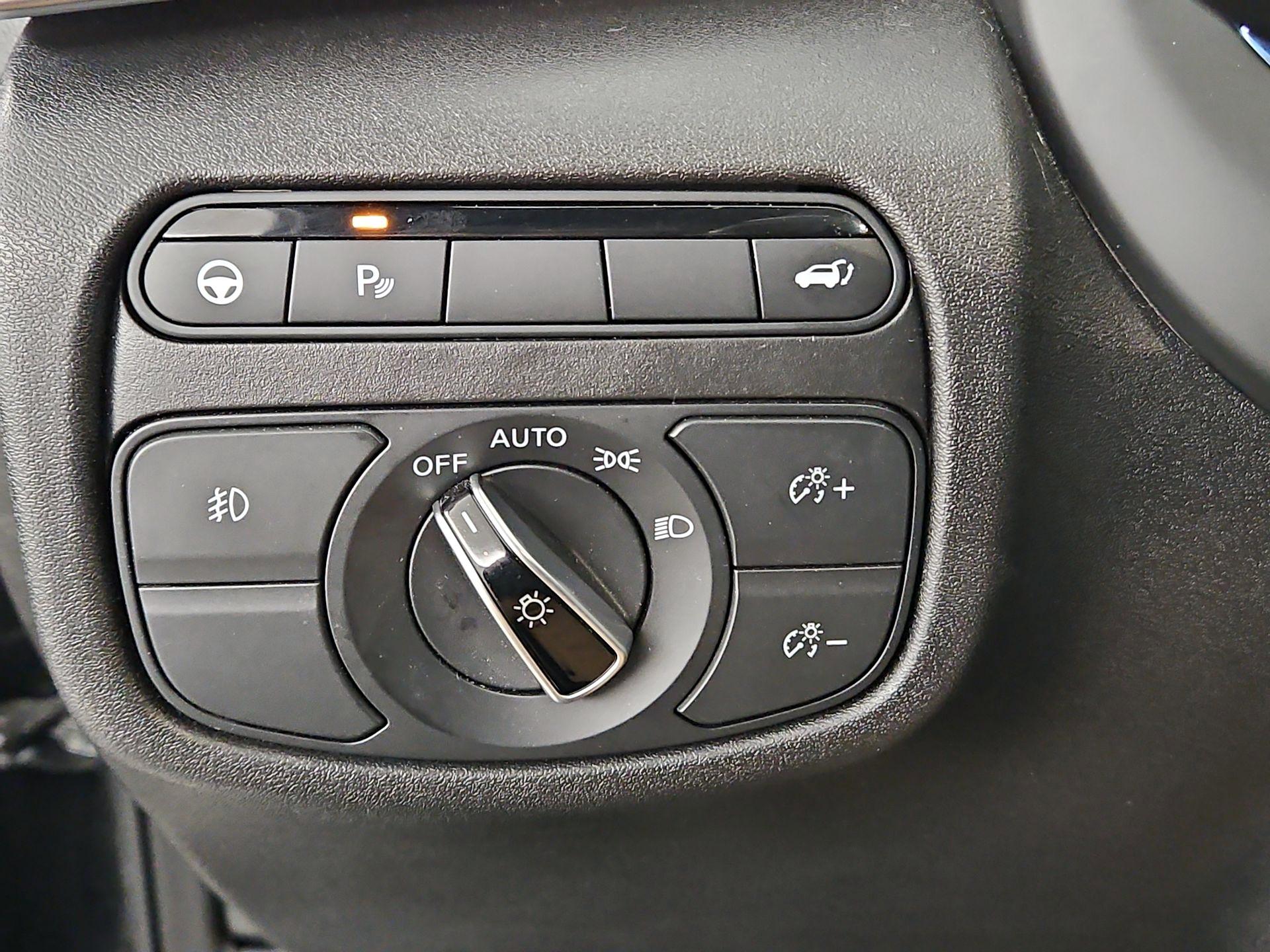 Thumbnail: 2023 INFINITI QX55 - 13