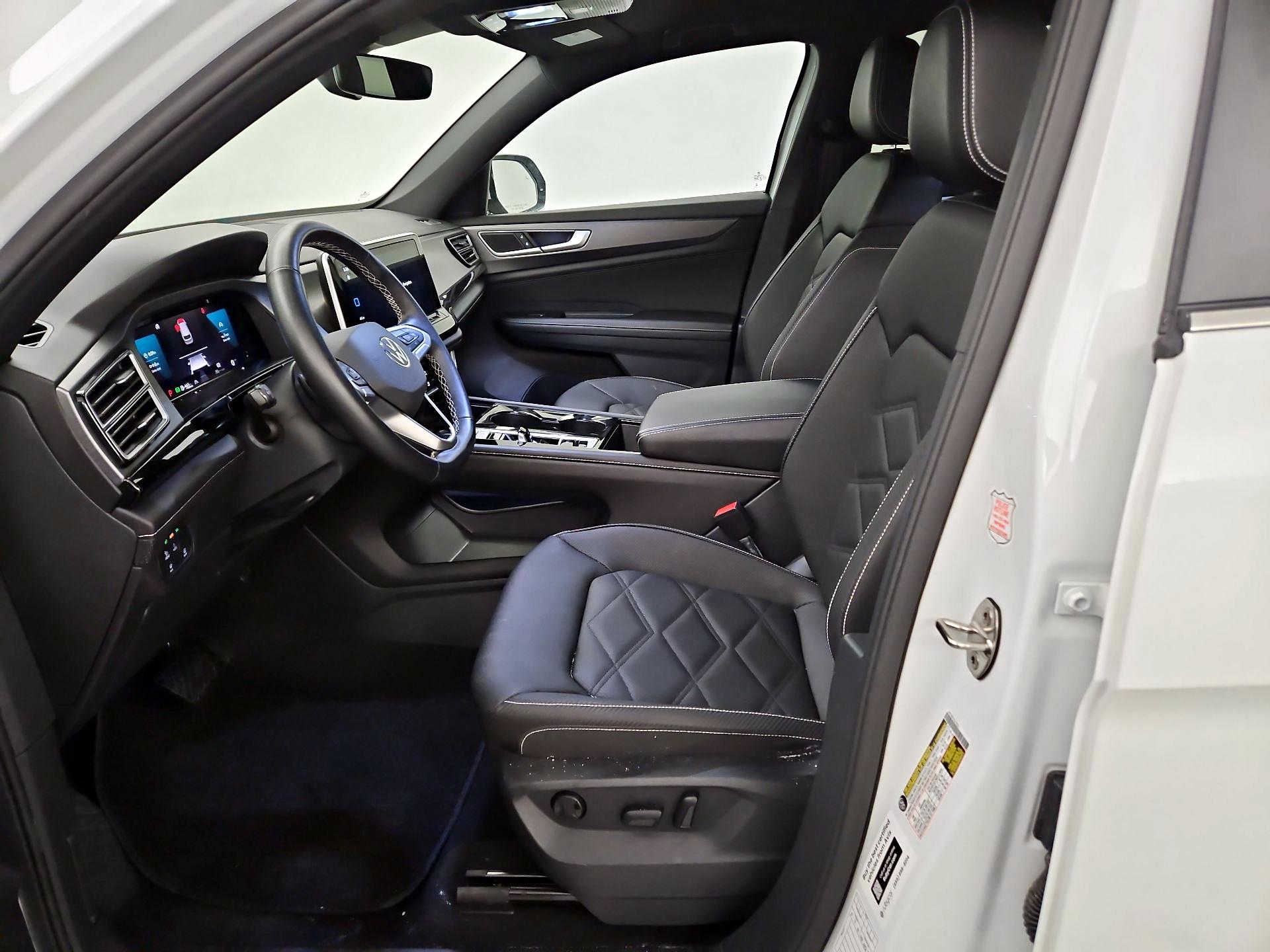 Thumbnail: 2025 Volkswagen Atlas - 11