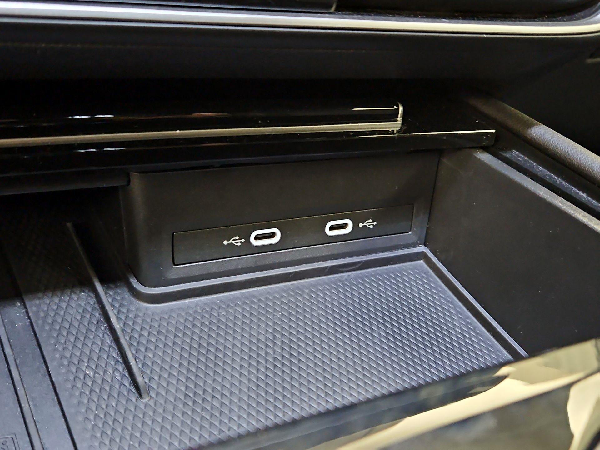 Thumbnail: 2025 Volkswagen Atlas - 18