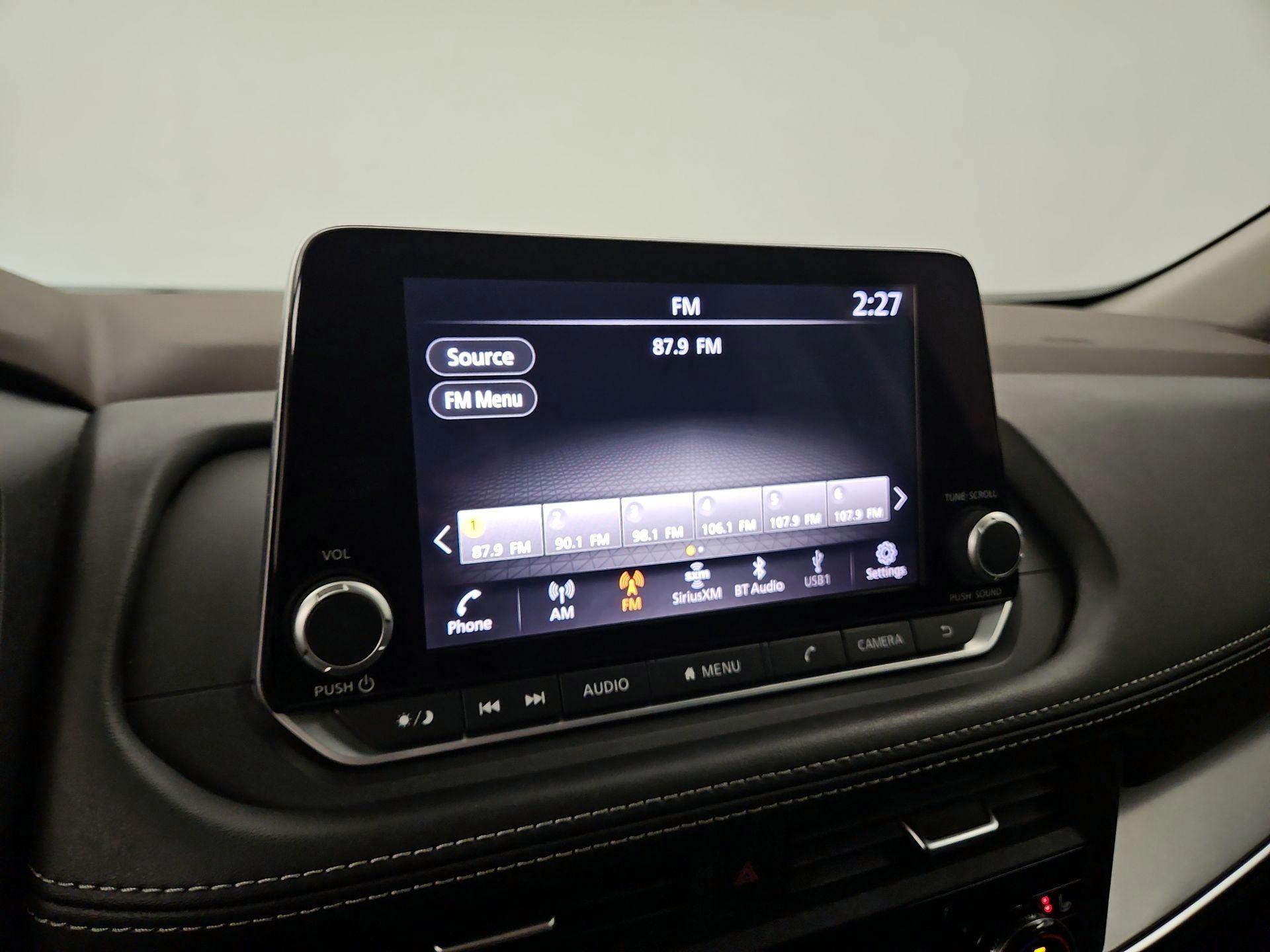 Thumbnail: 2023 Nissan Rogue - 15