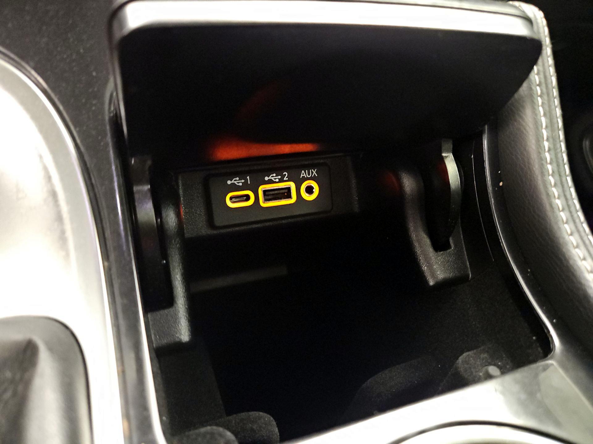 Thumbnail: 2023 Nissan Maxima - 19