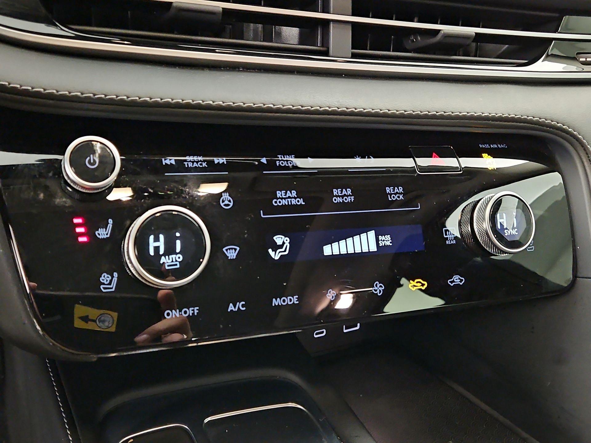 Thumbnail: 2022 INFINITI QX60 - 17