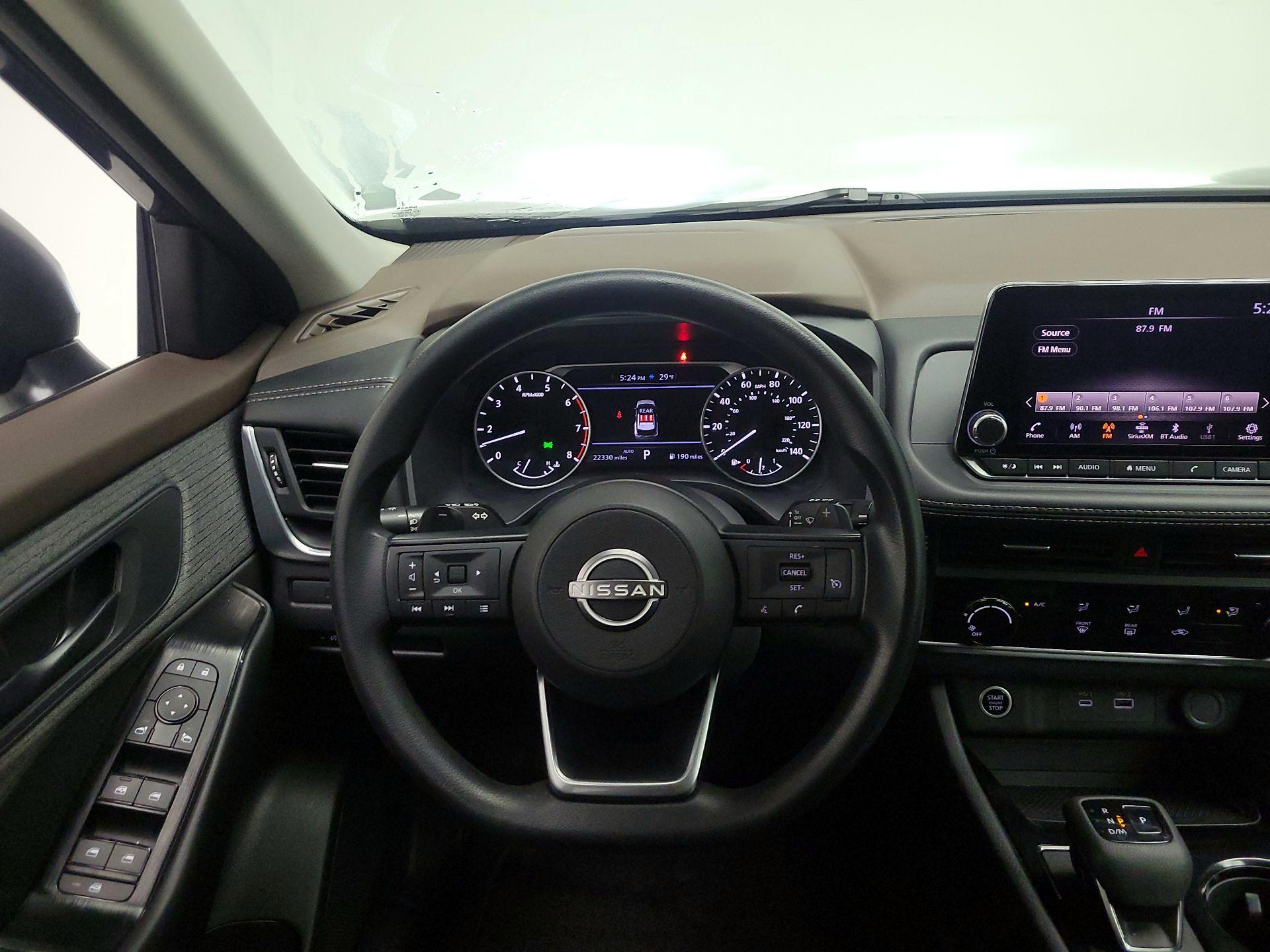 Thumbnail: 2023 Nissan Rogue - 10