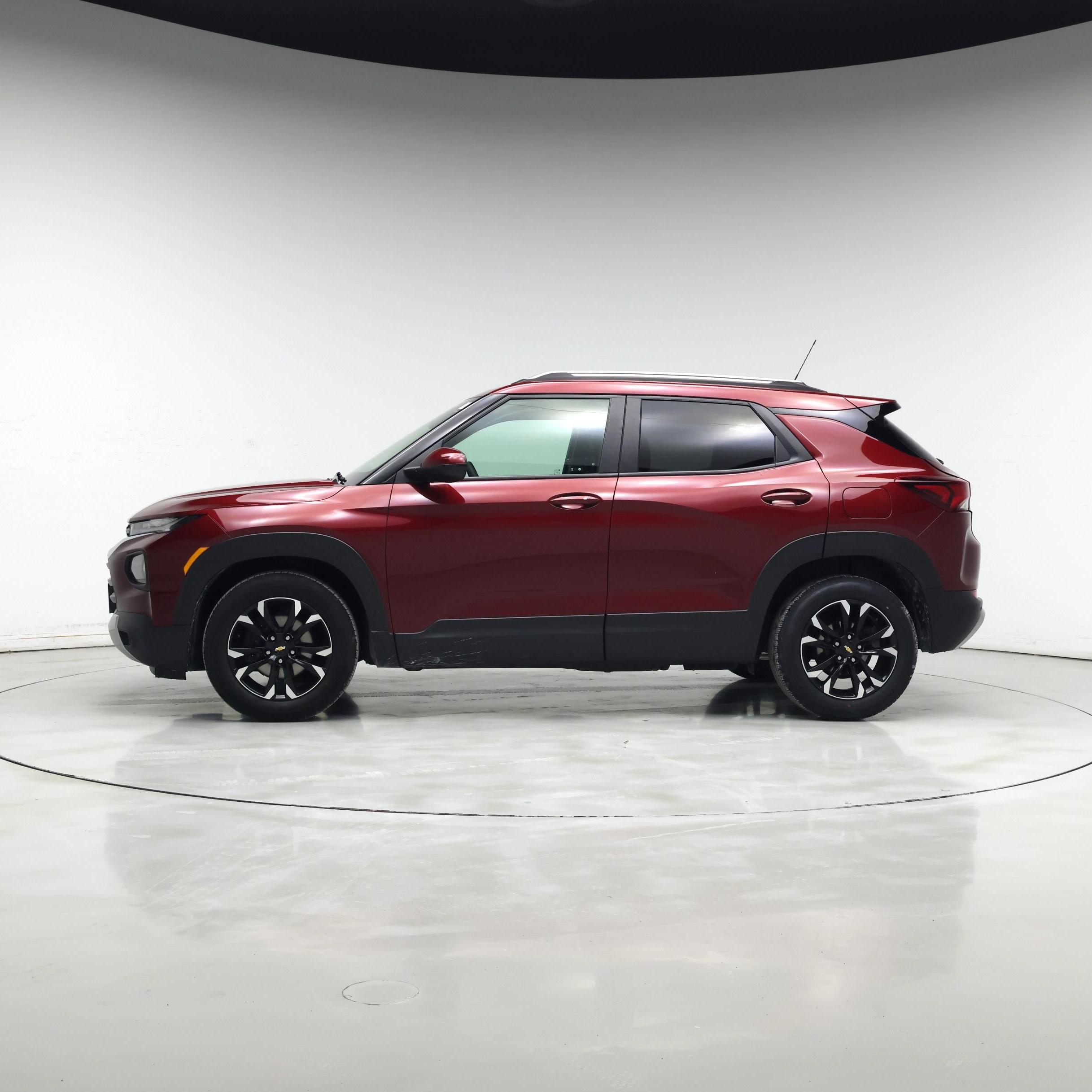 Thumbnail: 2022 Chevrolet TrailBlazer - 3
