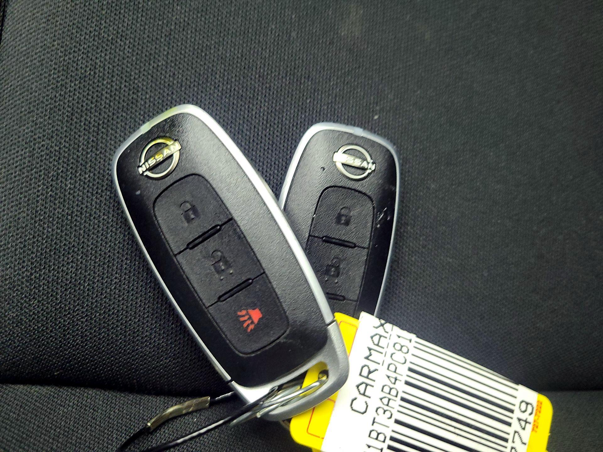 Thumbnail: 2023 Nissan Rogue - 20