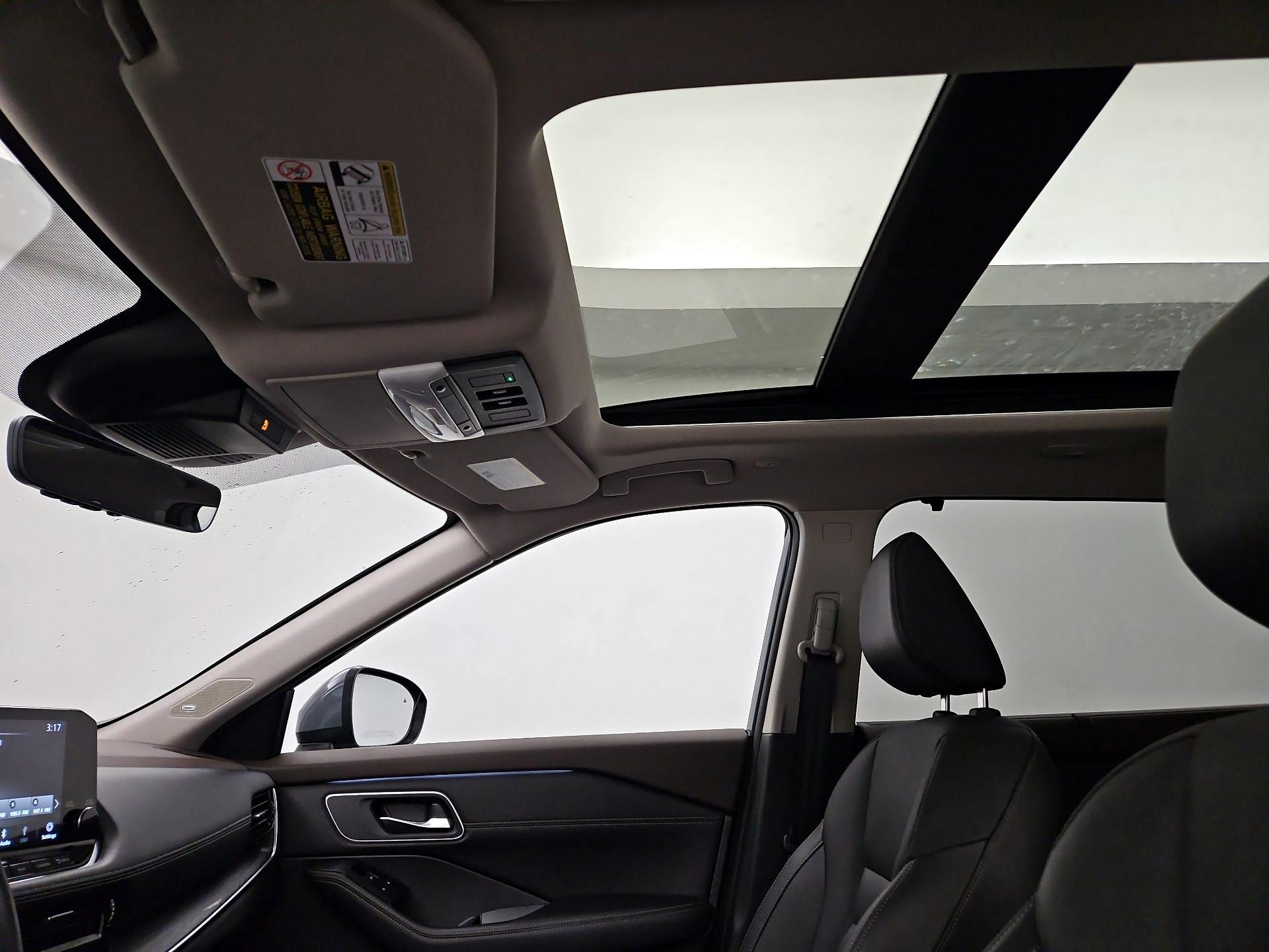 Thumbnail: 2022 Nissan Rogue - 19