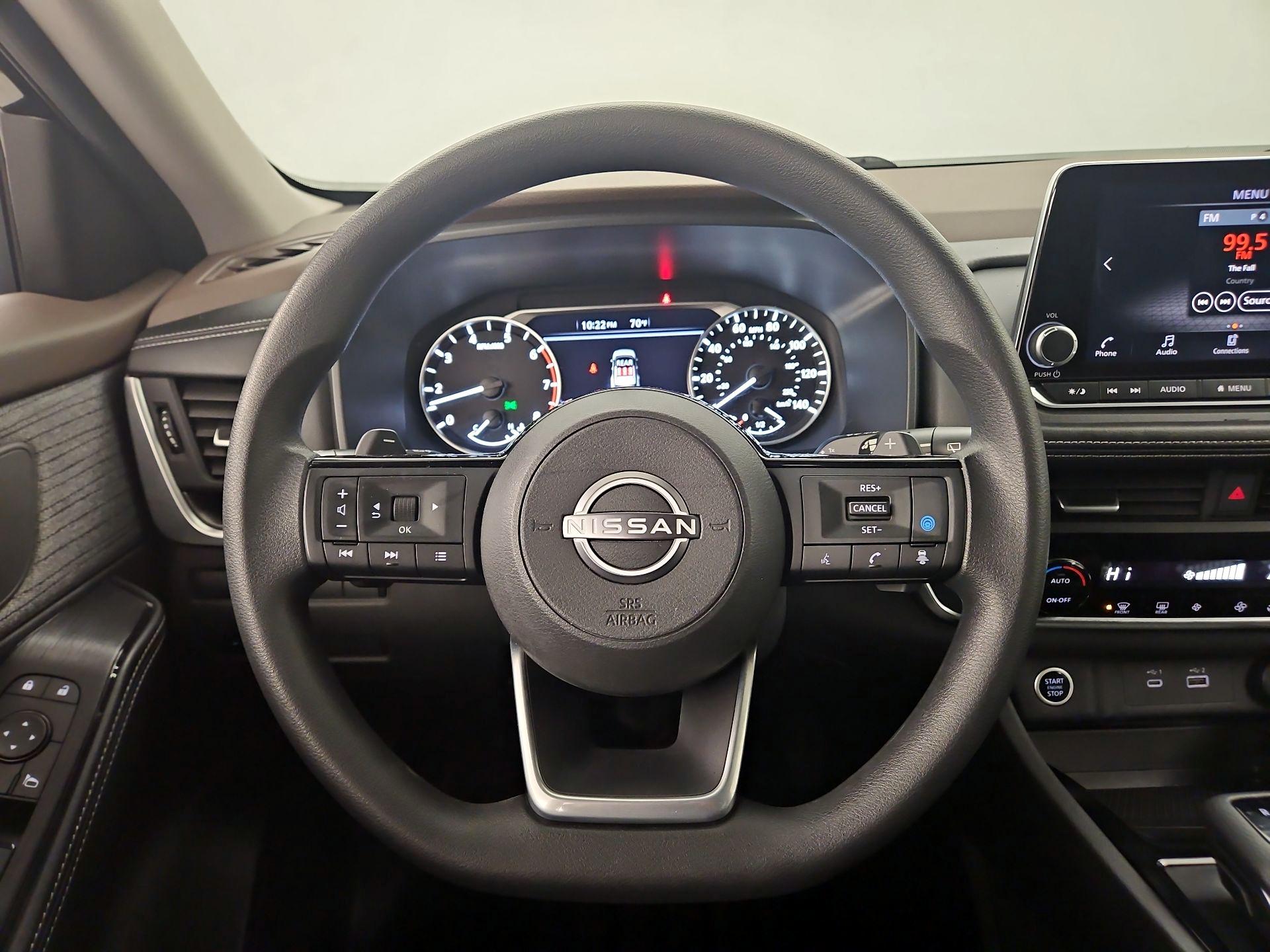 Thumbnail: 2023 Nissan Rogue - 10