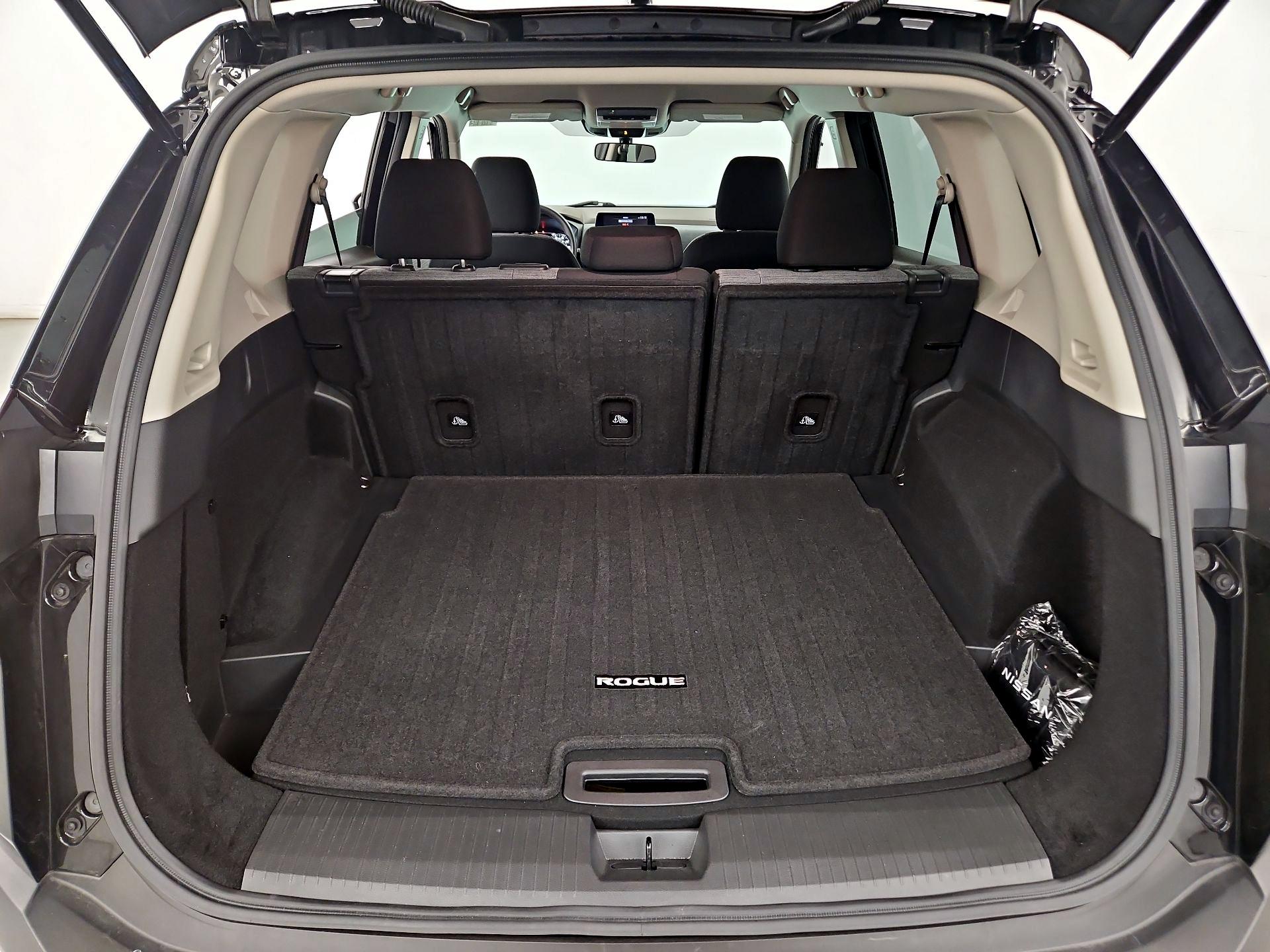 Thumbnail: 2023 Nissan Rogue - 20