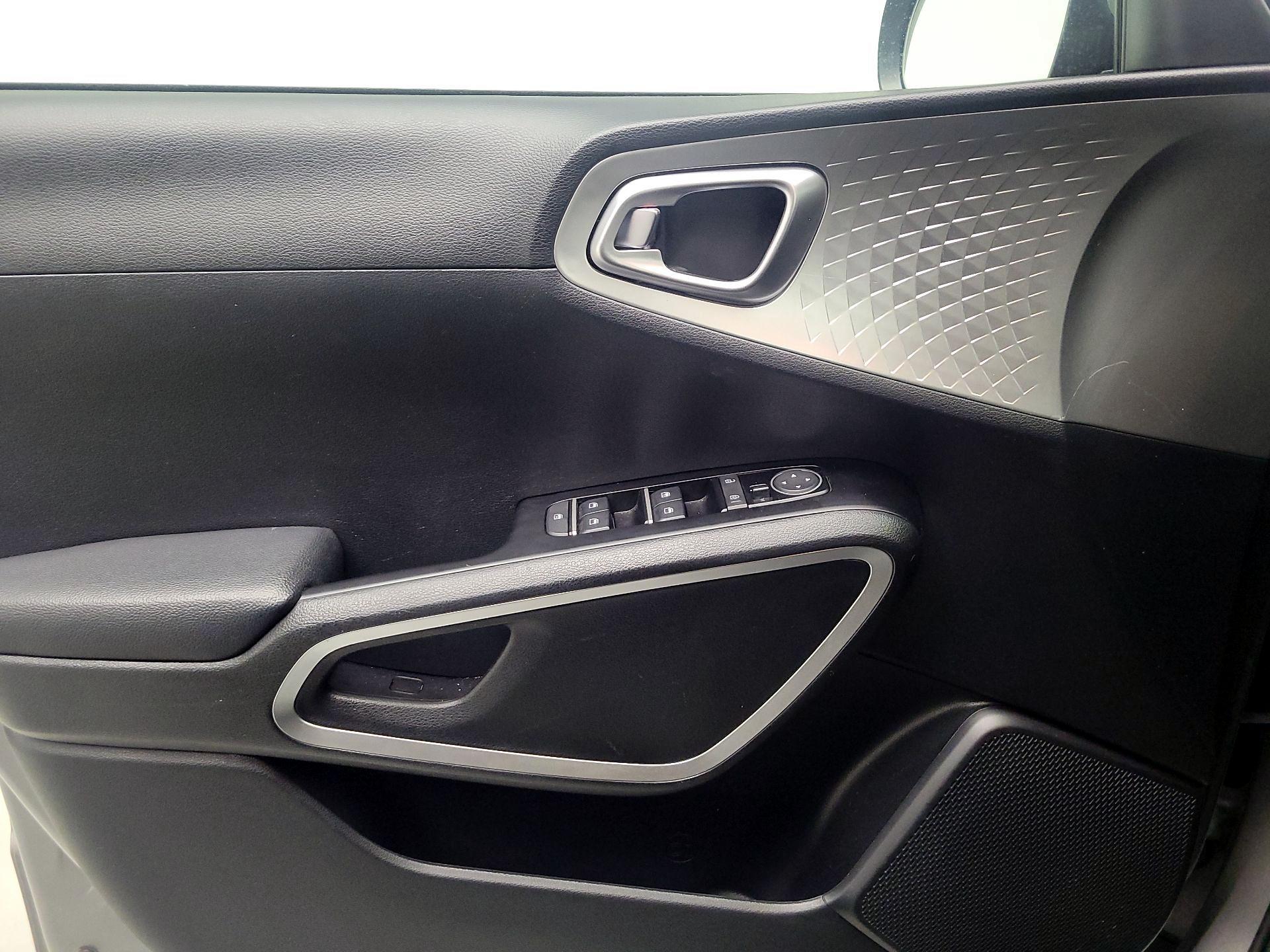 Thumbnail: 2024 Kia Soul - 12