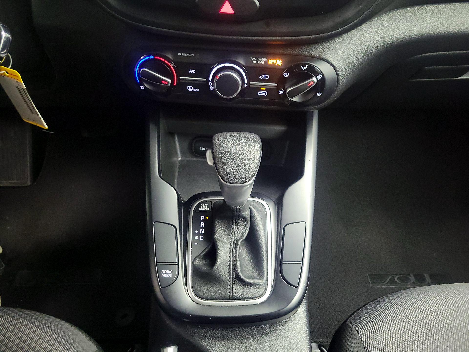 Thumbnail: 2024 Kia Soul - 16