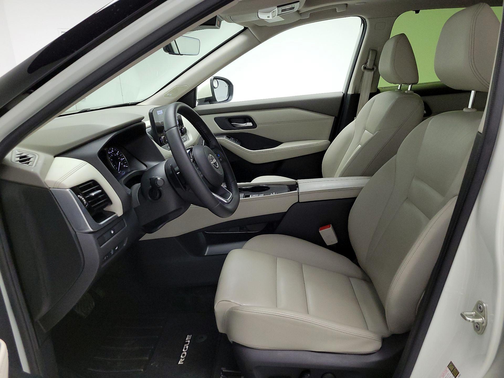 Thumbnail: 2023 Nissan Rogue - 11