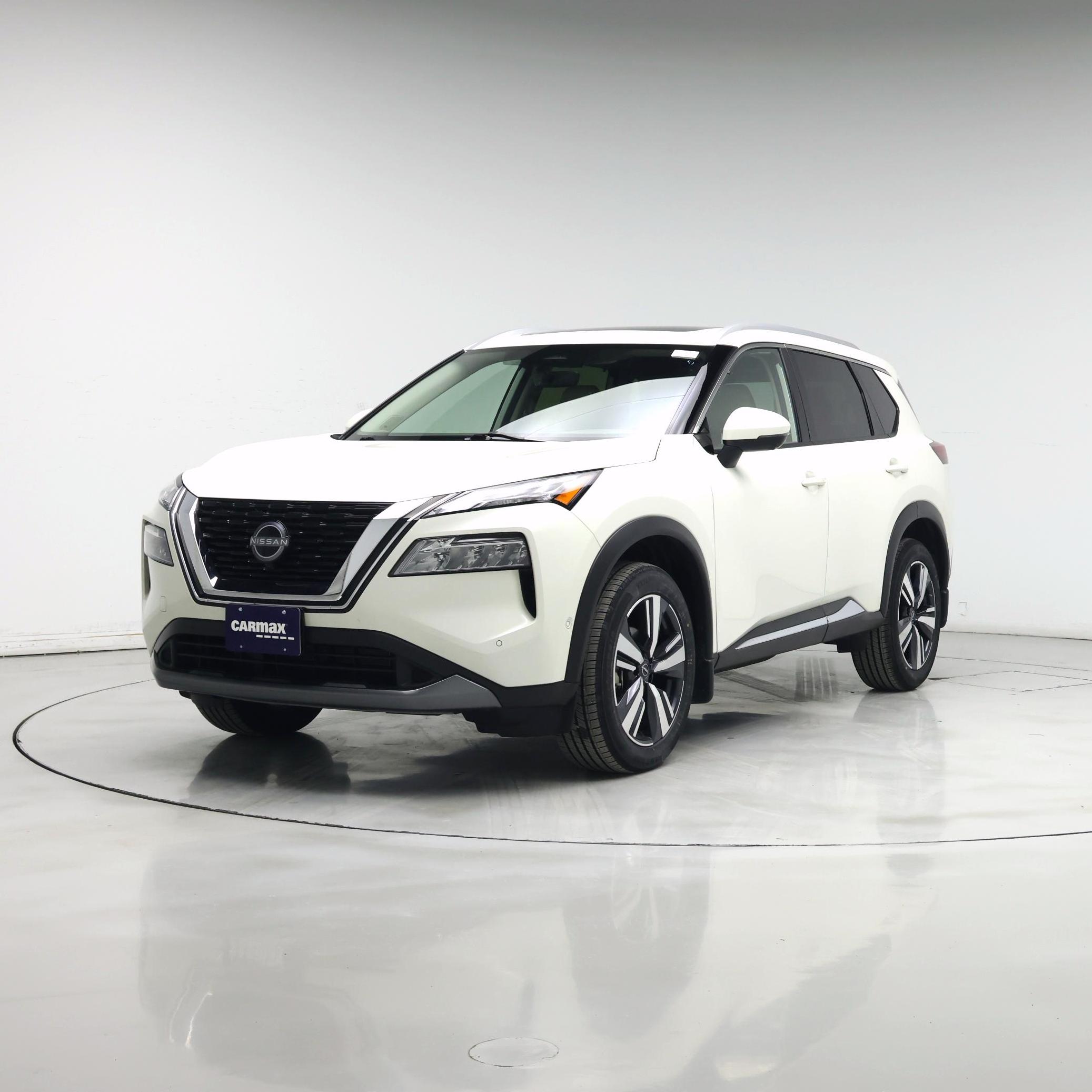Thumbnail: 2023 Nissan Rogue - 4