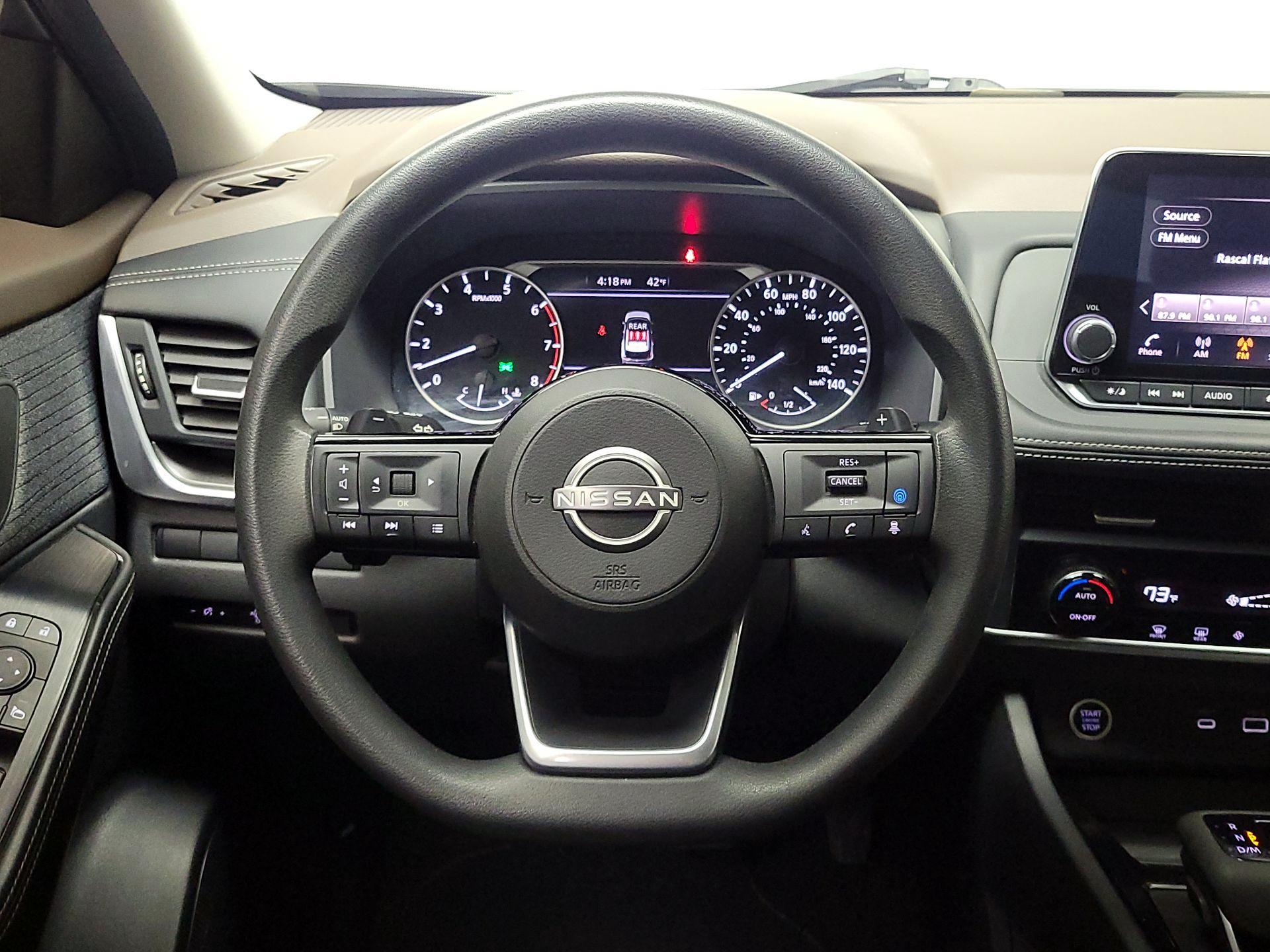 Thumbnail: 2023 Nissan Rogue - 10