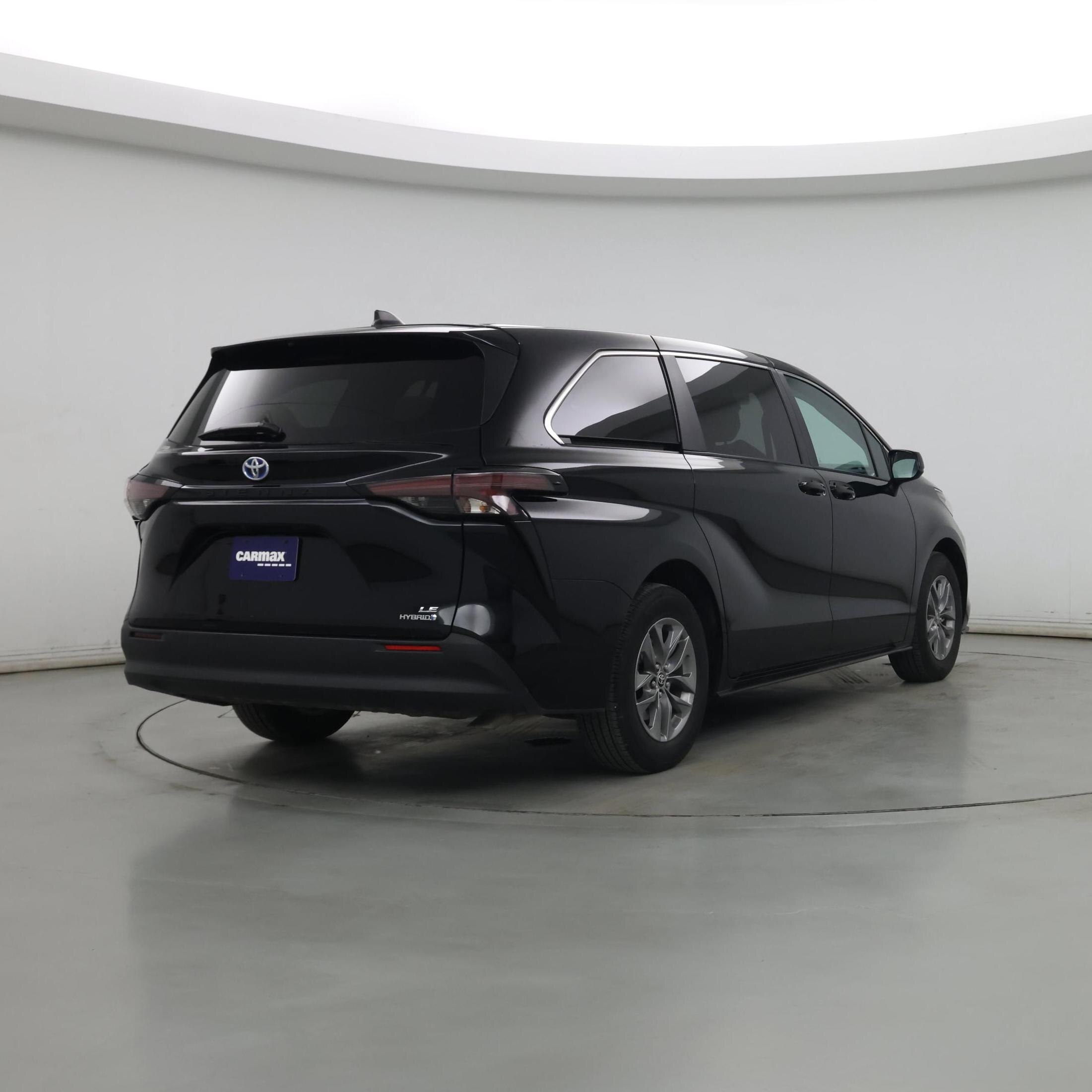 Thumbnail: 2024 Toyota Sienna - 8