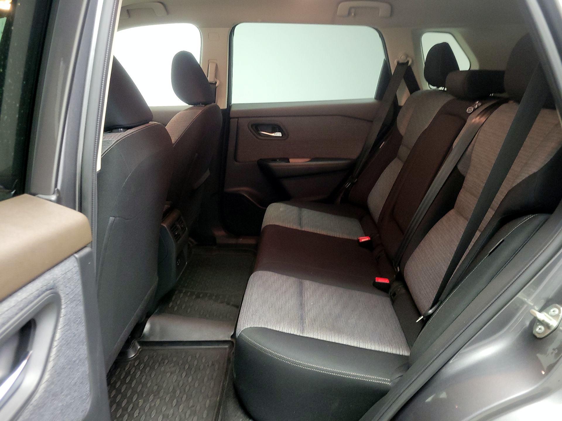 Thumbnail: 2023 Nissan Rogue - 19