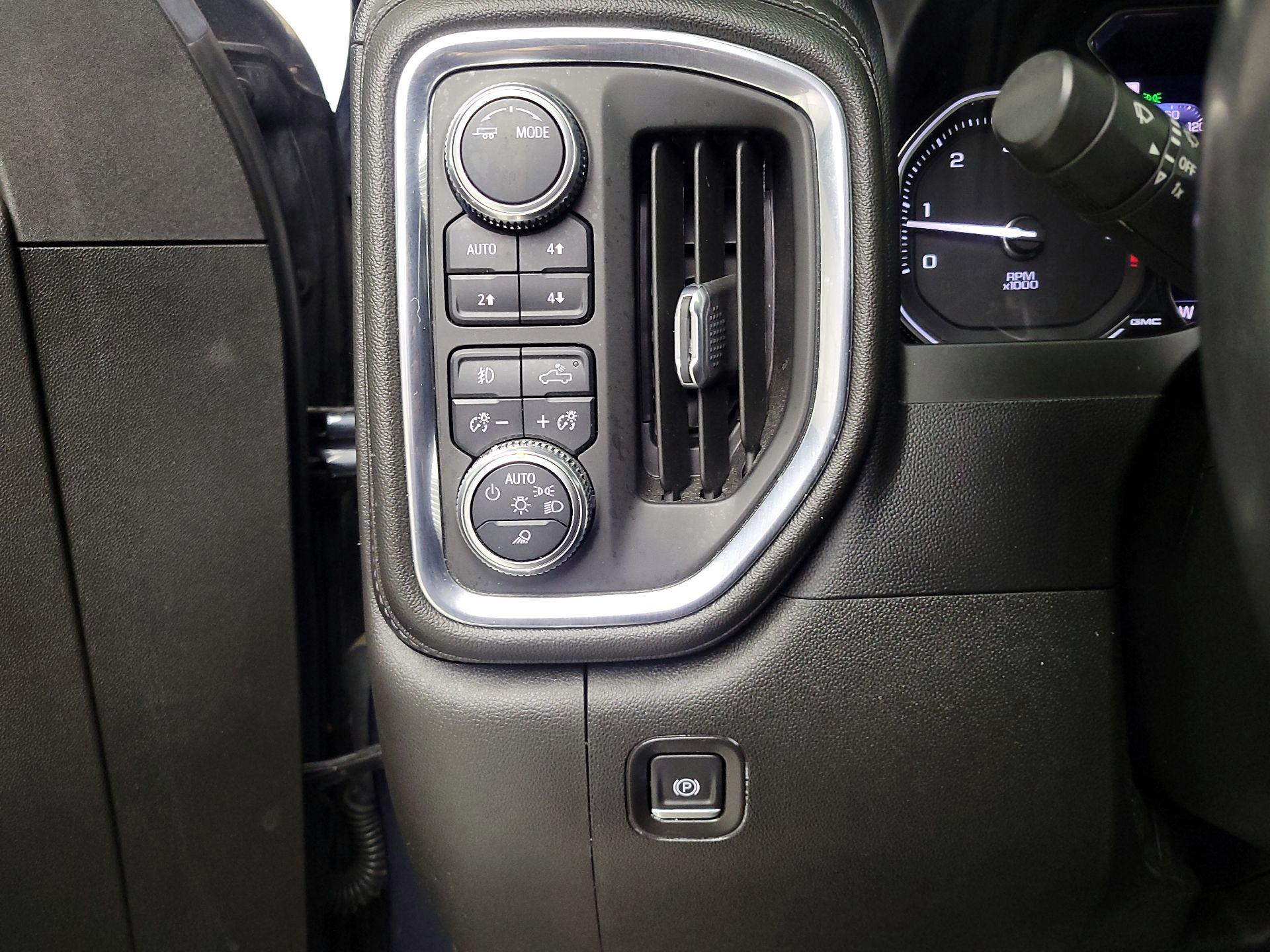 Thumbnail: 2021 GMC Sierra 1500 - 13