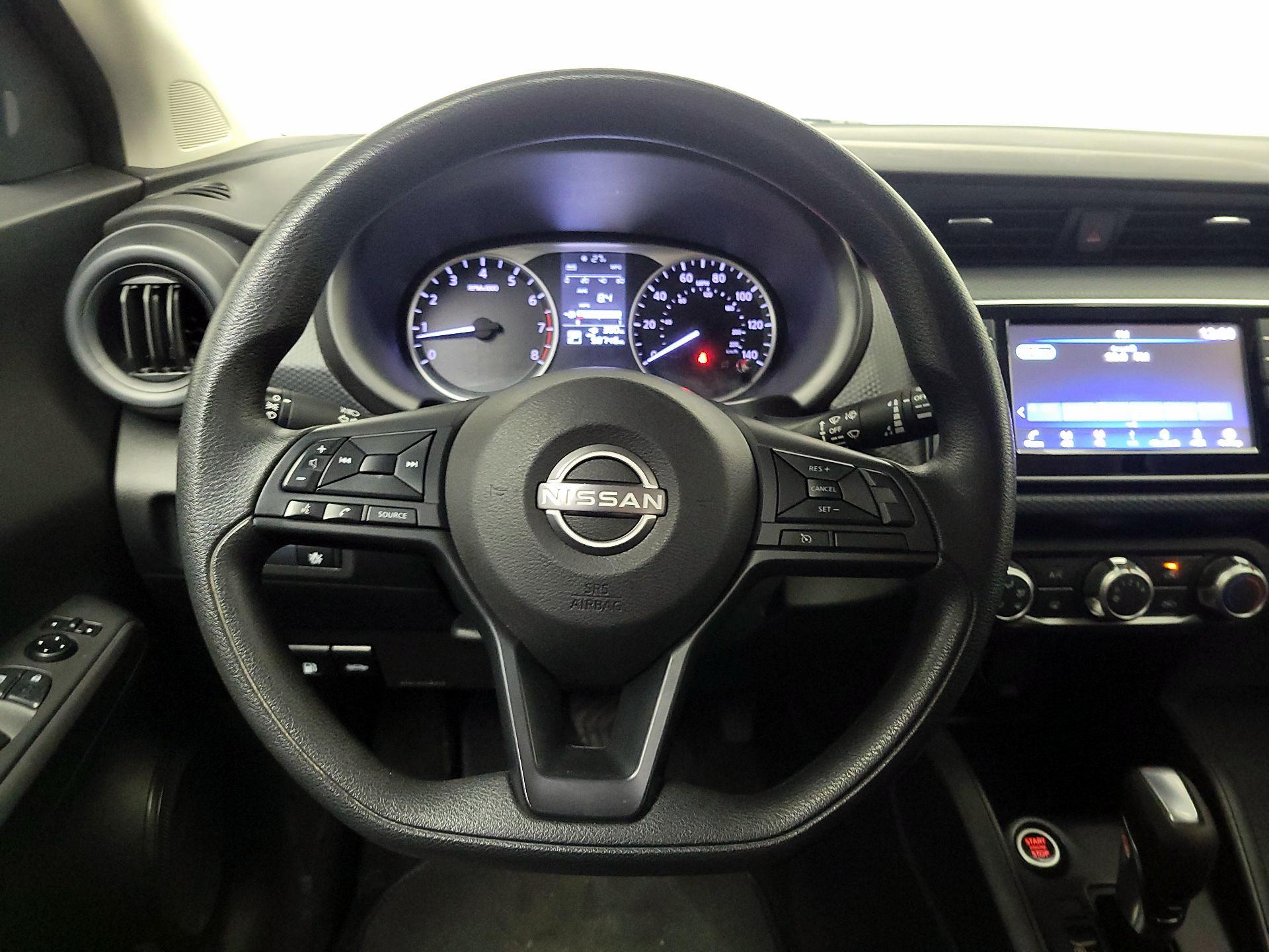 Thumbnail: 2023 Nissan Kicks - 10