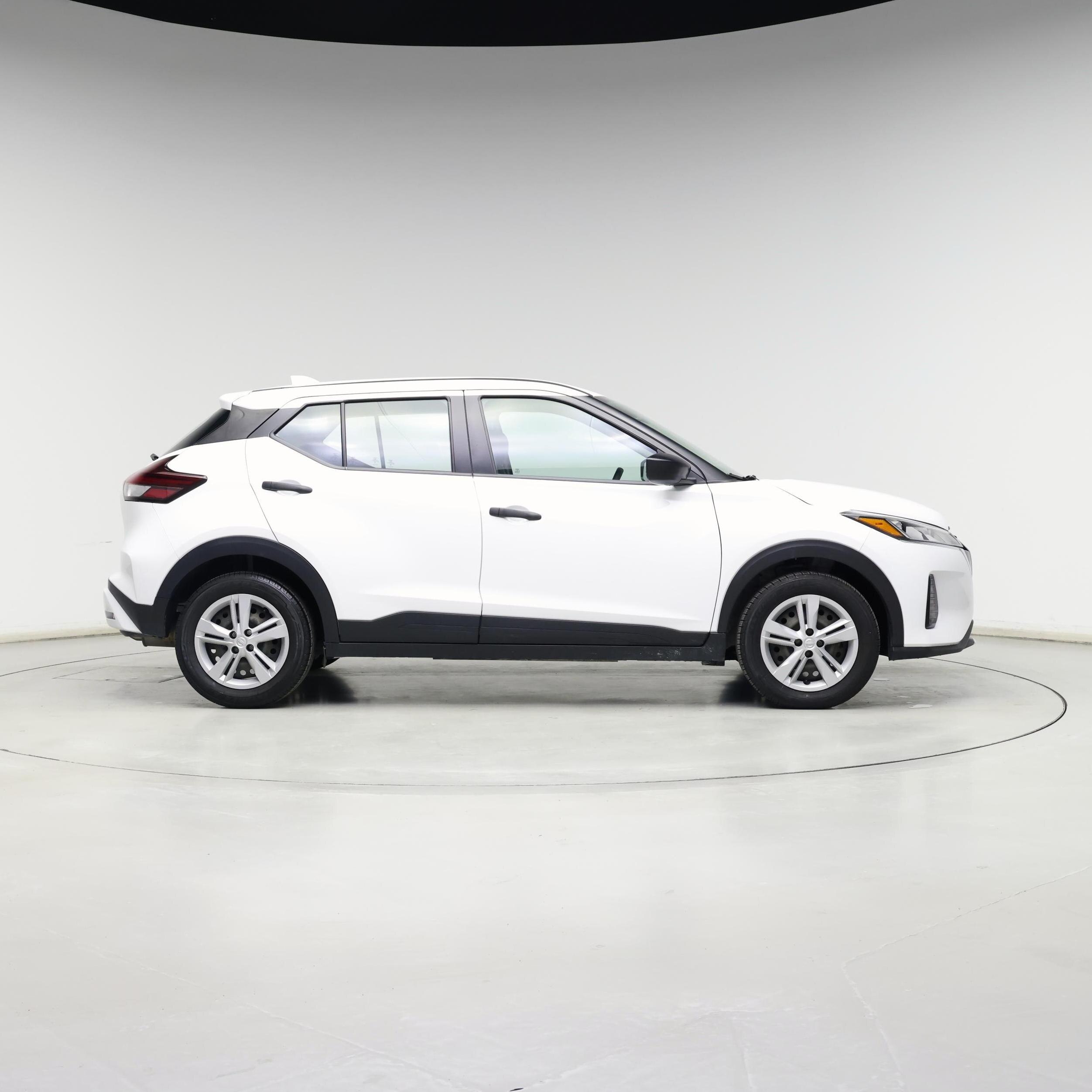 Thumbnail: 2023 Nissan Kicks - 7