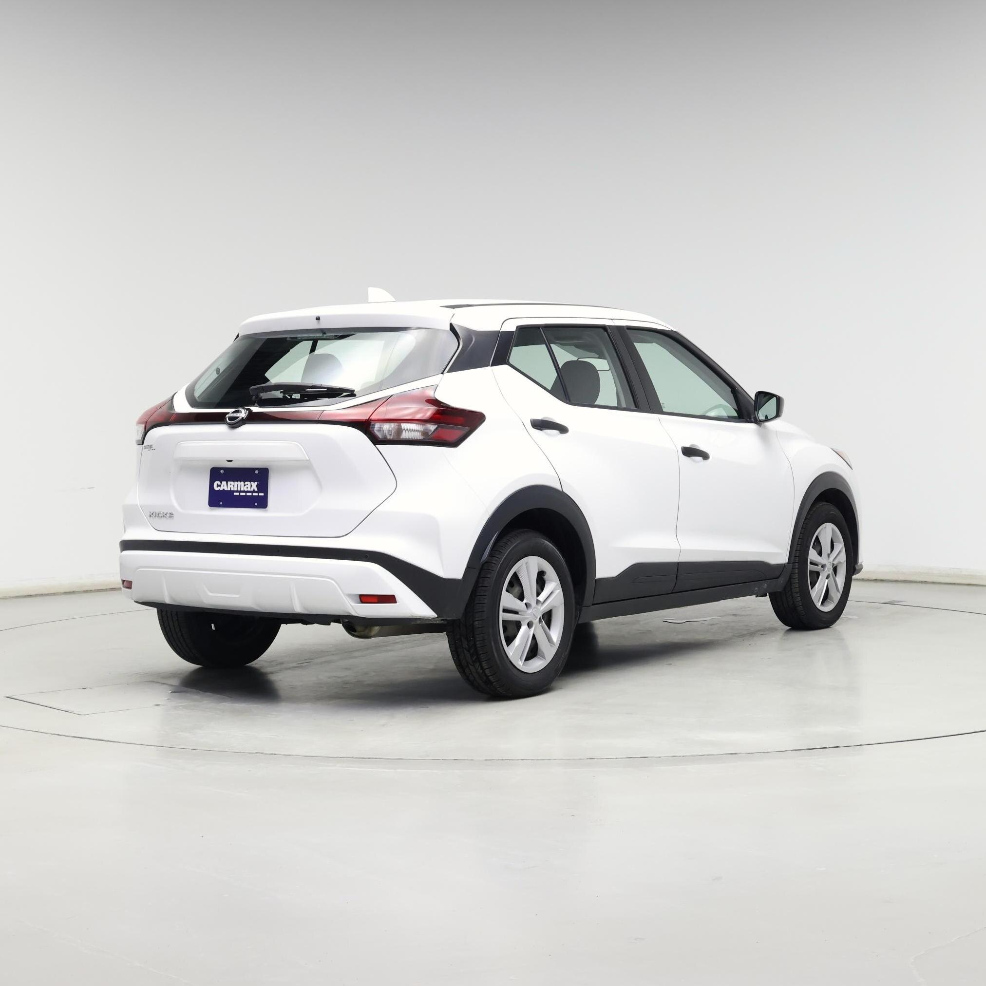 Thumbnail: 2023 Nissan Kicks - 8