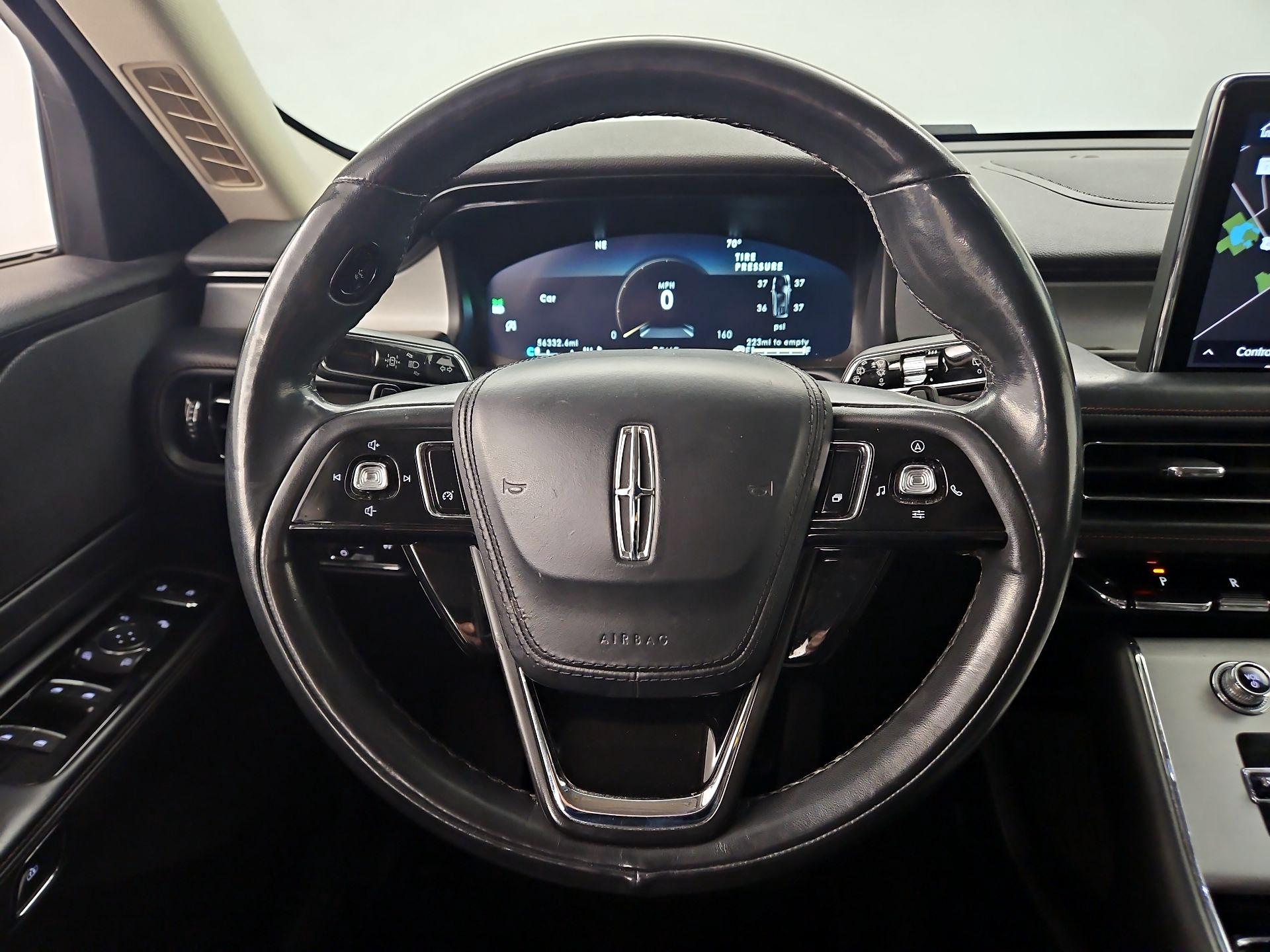 Thumbnail: 2022 Lincoln Aviator - 10