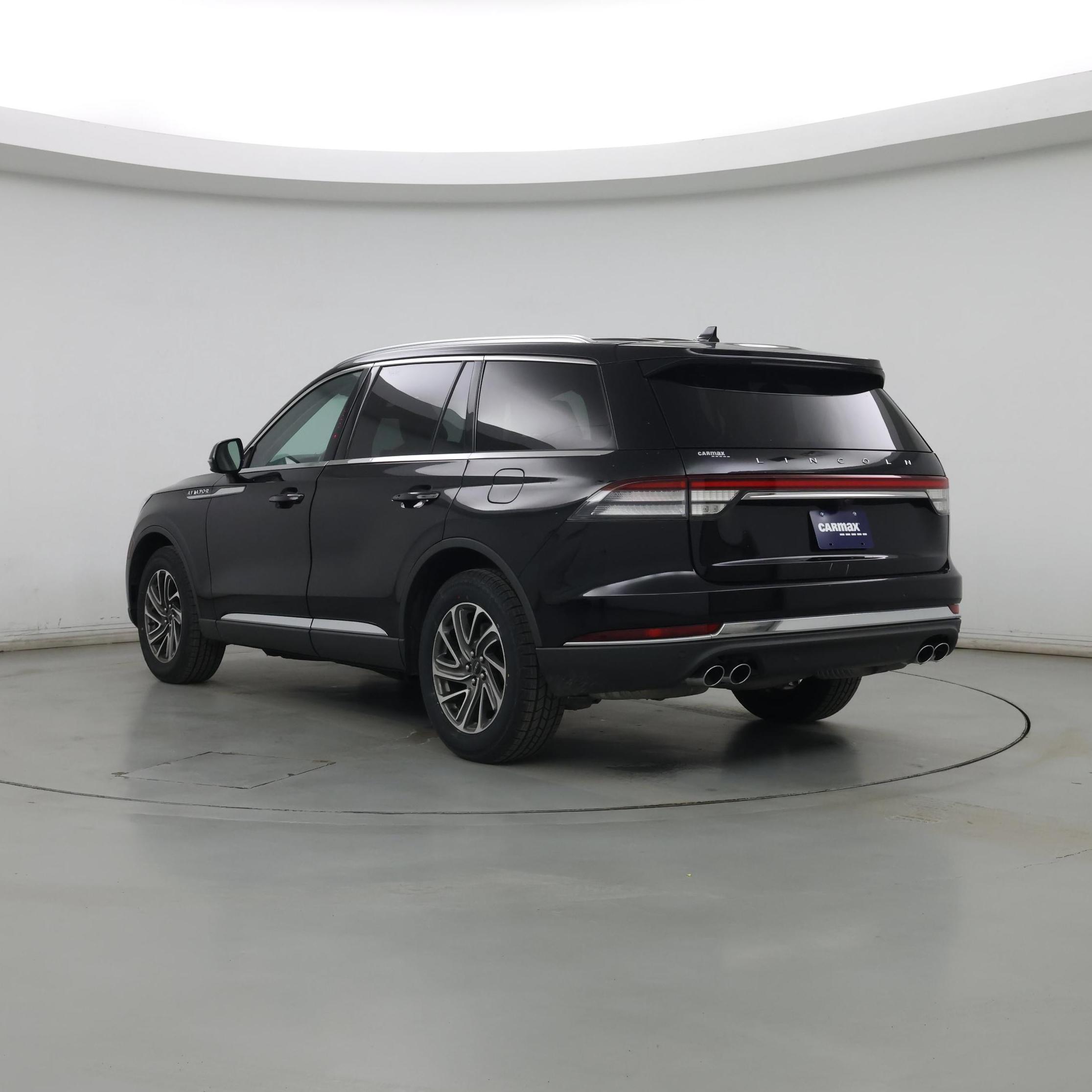 Thumbnail: 2022 Lincoln Aviator - 2