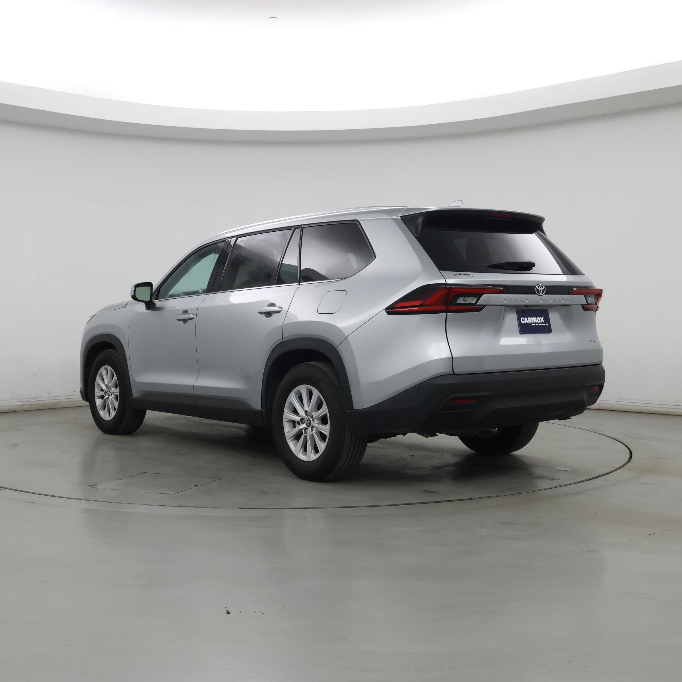 Thumbnail: 2025 Toyota Grand Highlander - 2