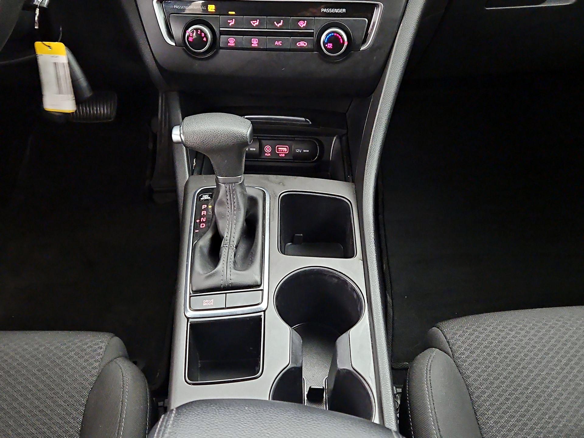 Thumbnail: 2017 Kia Optima - 17