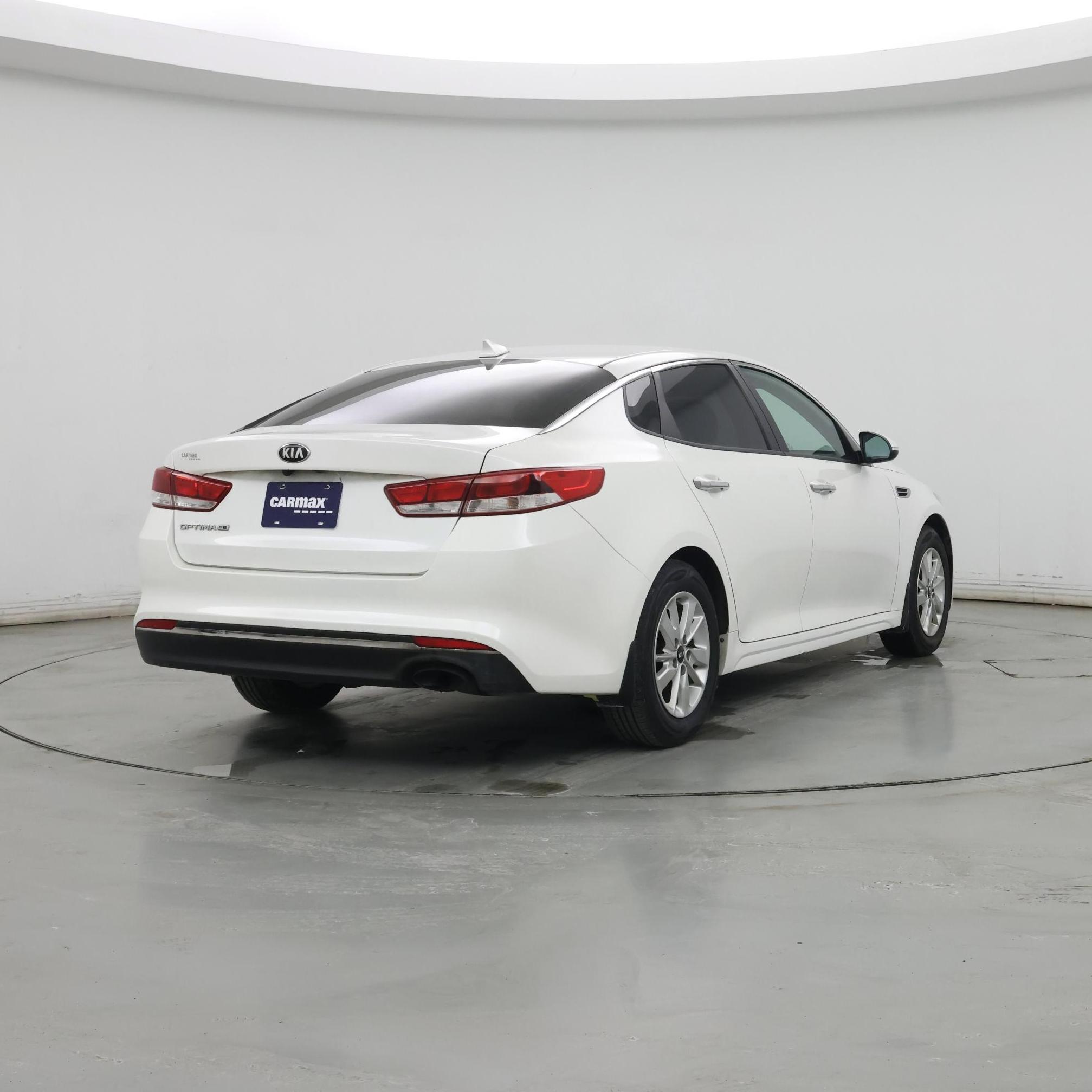 Thumbnail: 2017 Kia Optima - 8