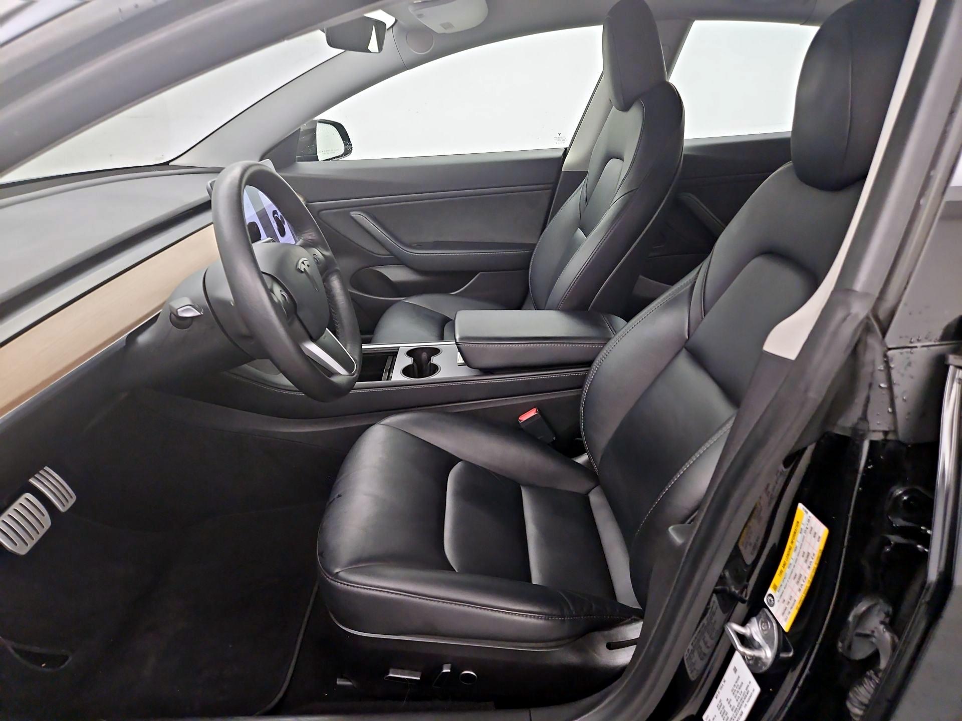 Thumbnail: 2021 Tesla Model 3 - 11