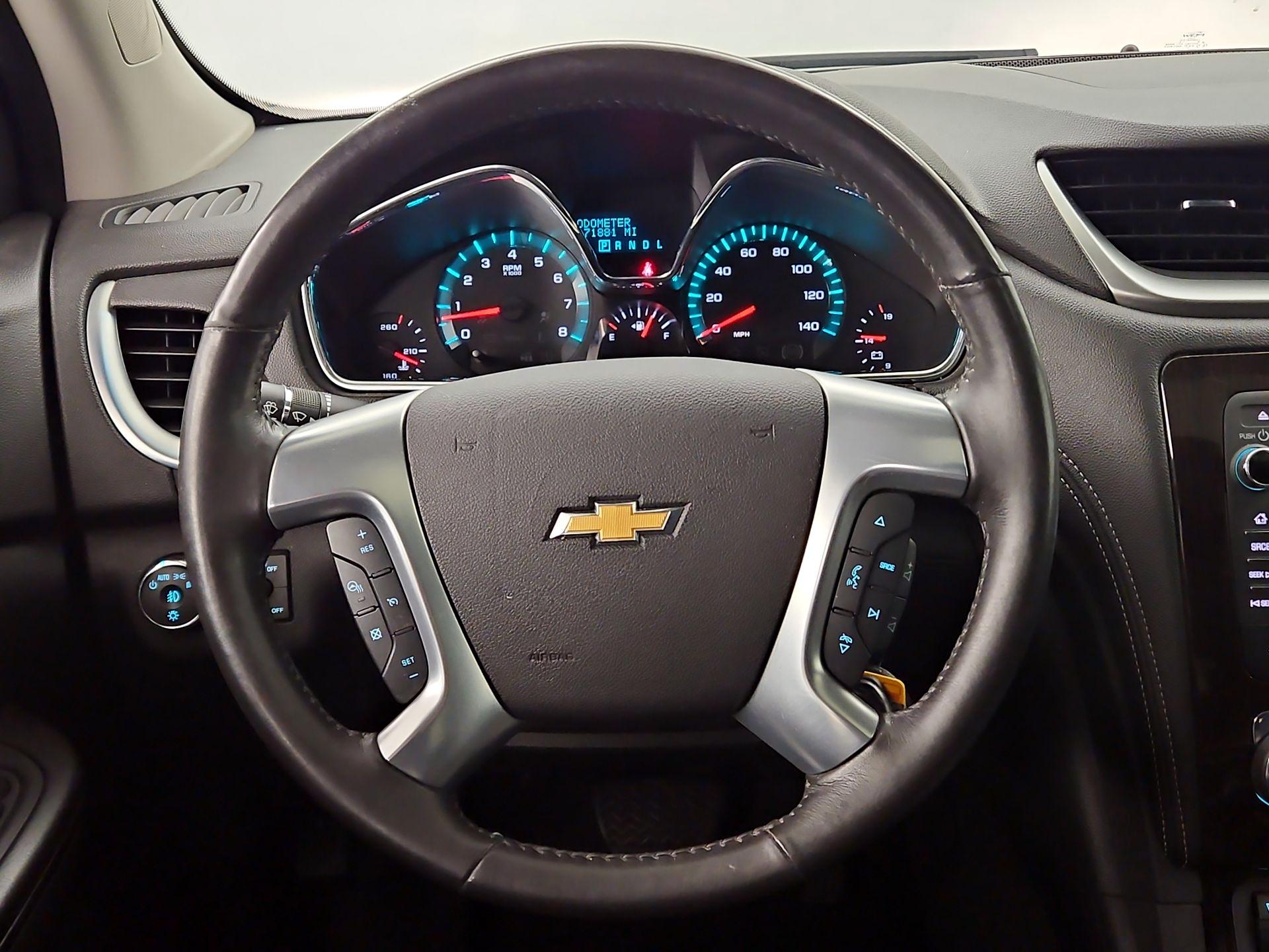 Thumbnail: 2017 Chevrolet Traverse - 10