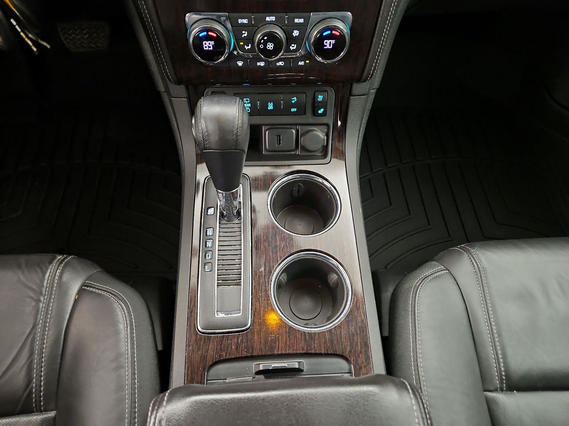 Thumbnail: 2017 Chevrolet Traverse - 17