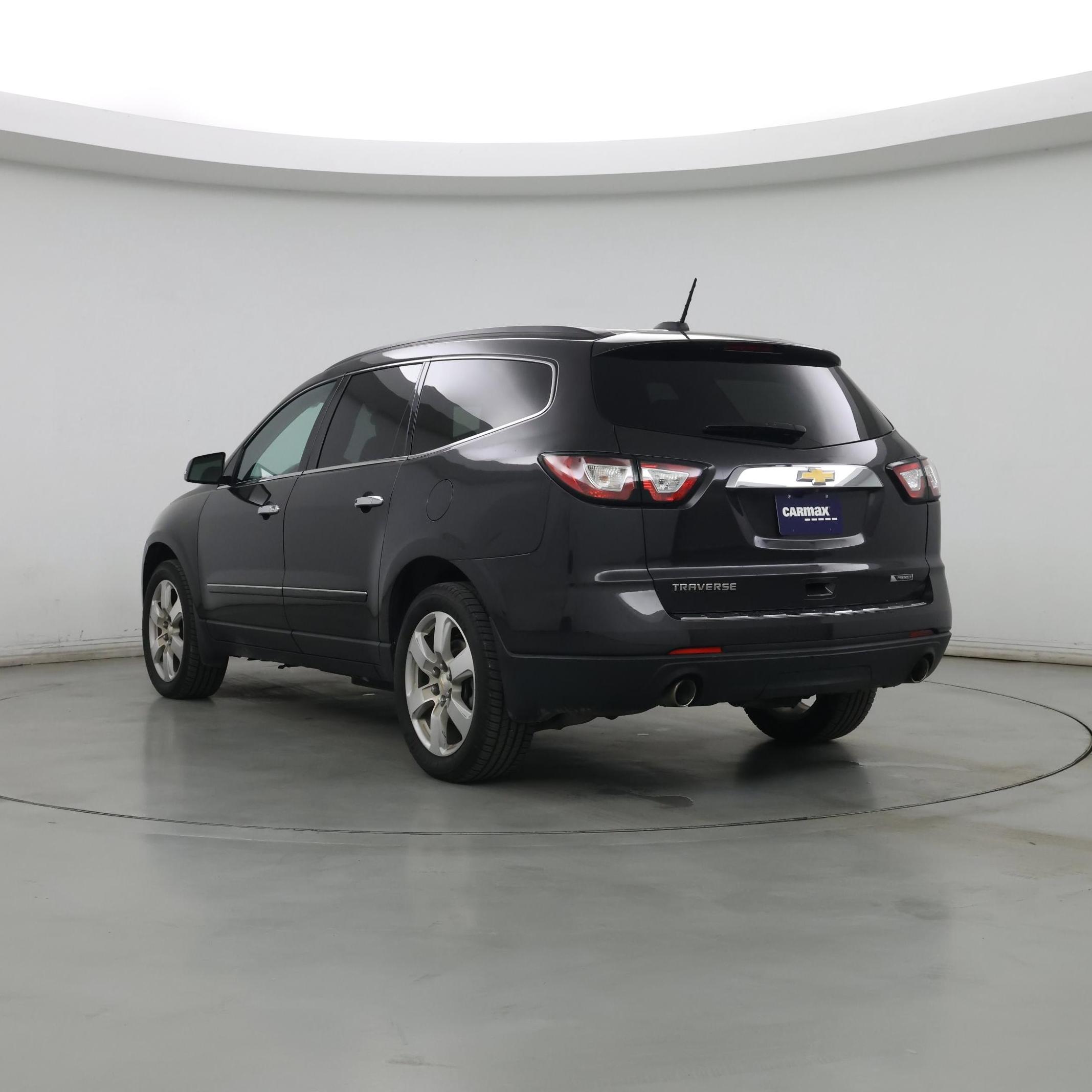 Thumbnail: 2017 Chevrolet Traverse - 2