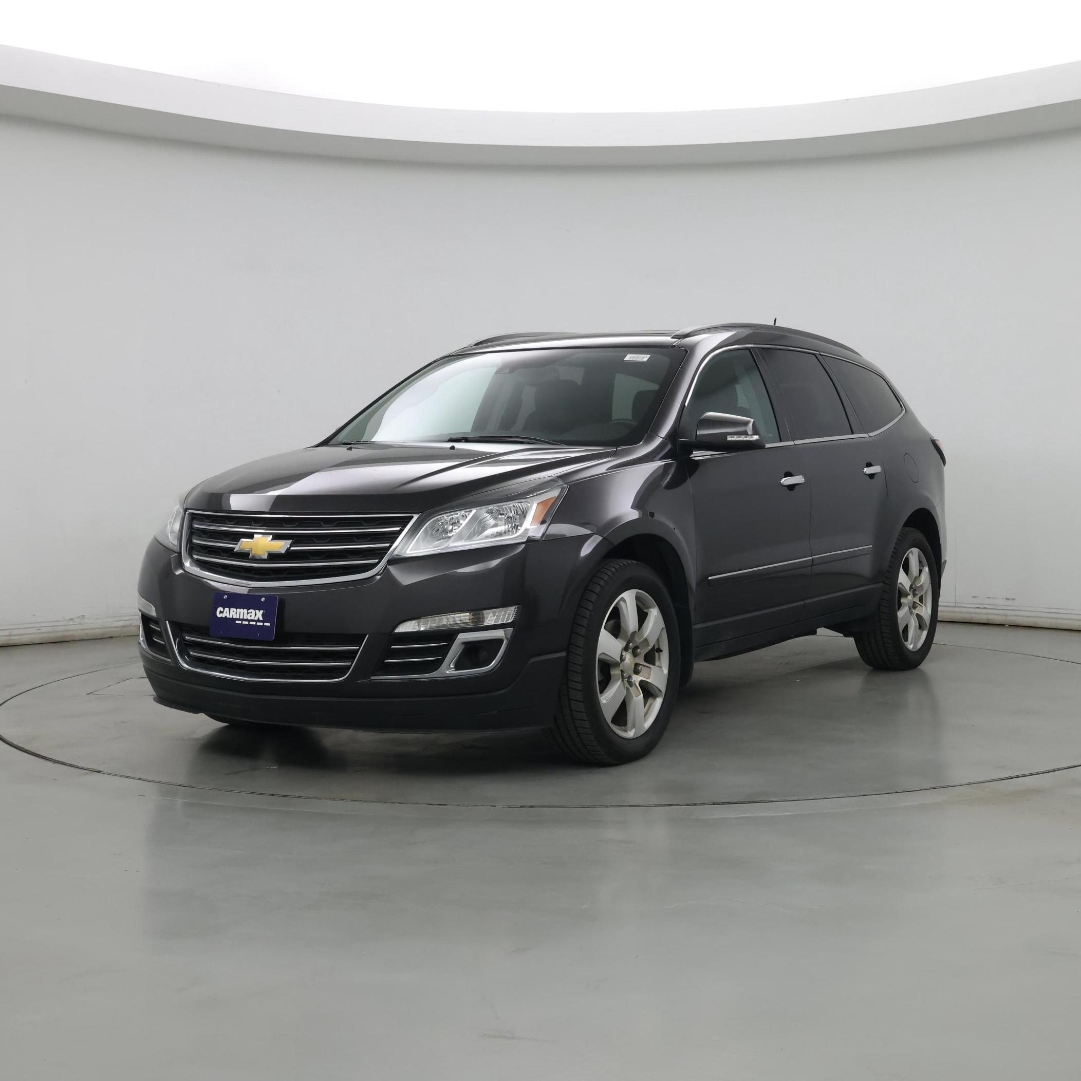 Thumbnail: 2017 Chevrolet Traverse - 4