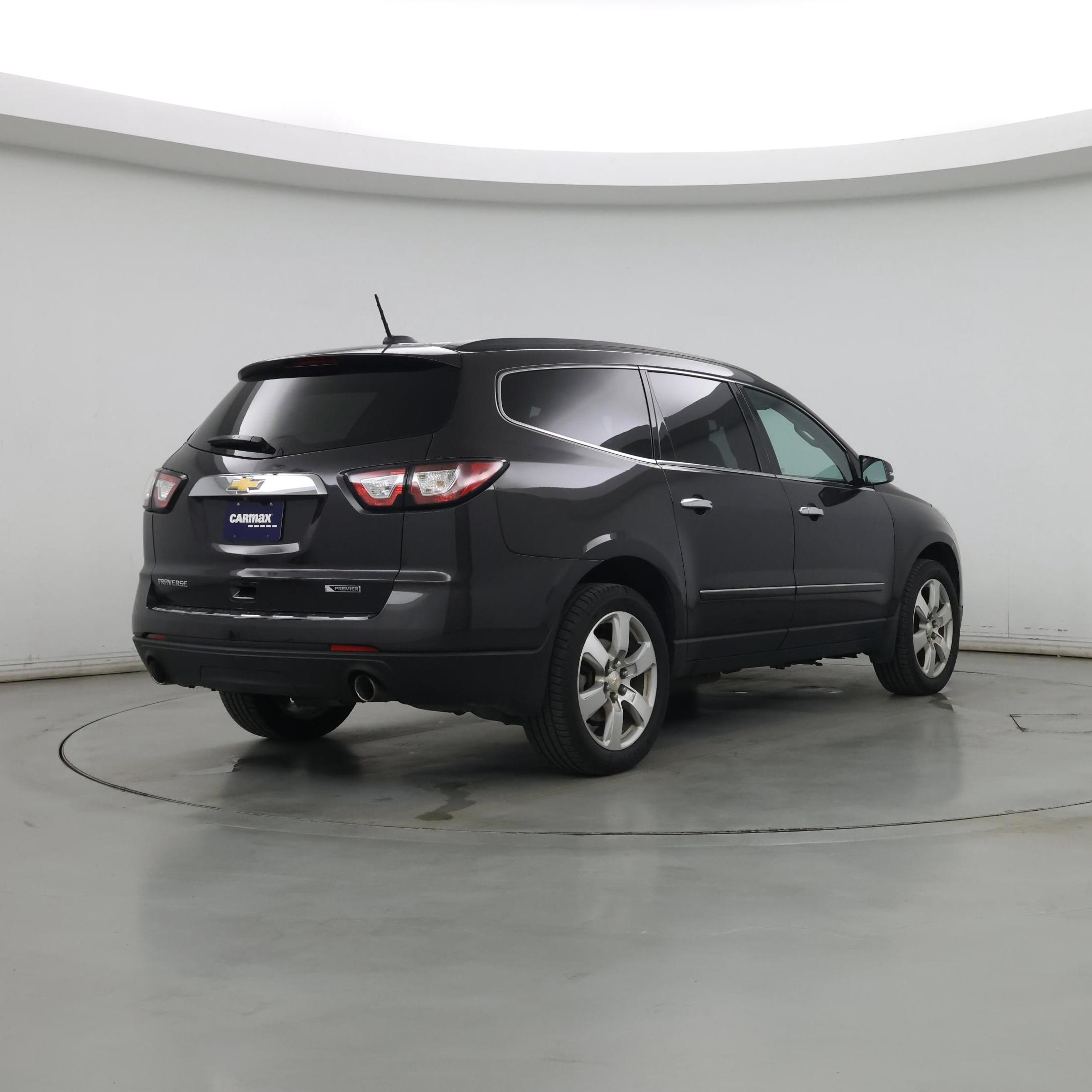 Thumbnail: 2017 Chevrolet Traverse - 8