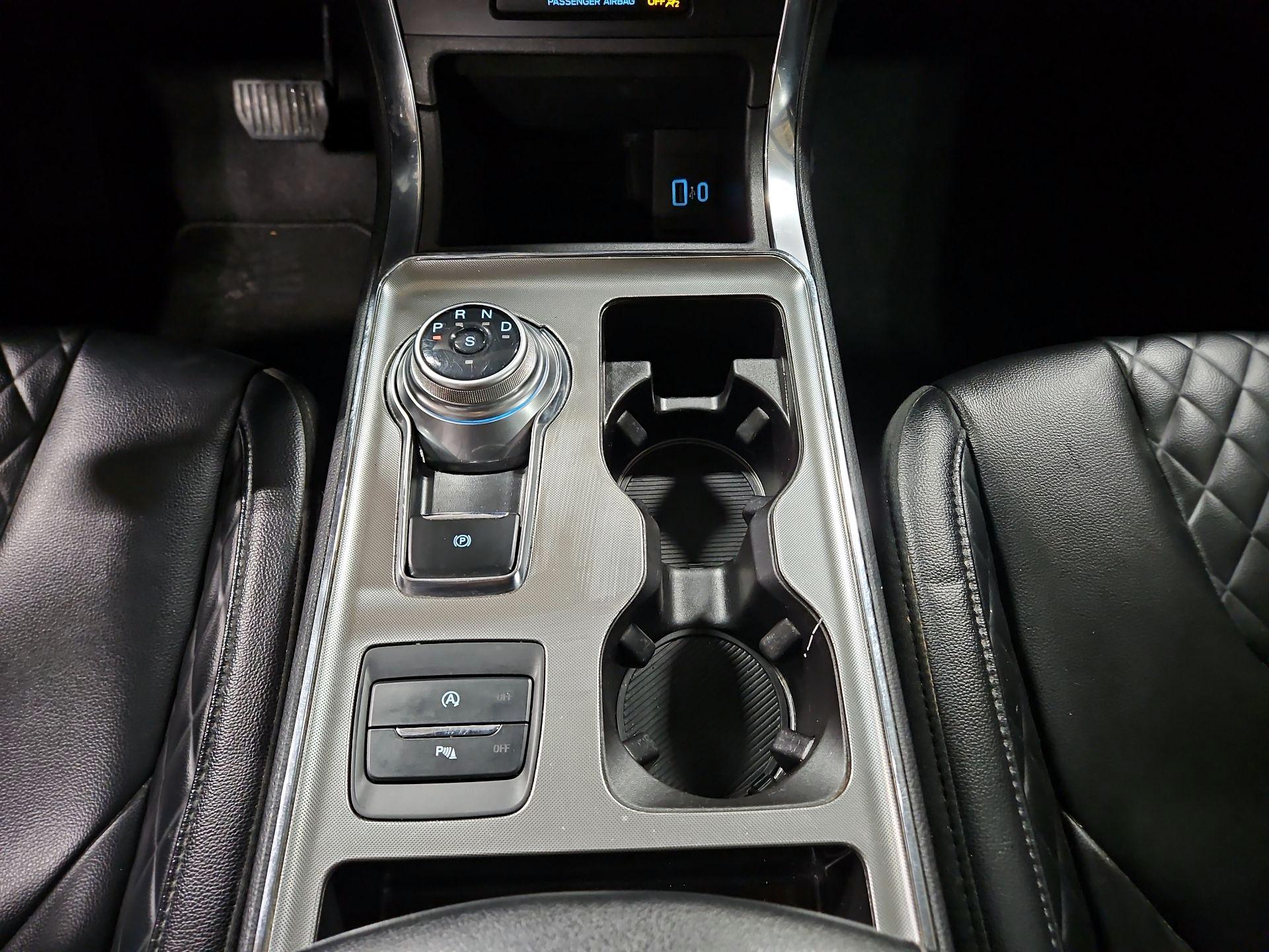 Thumbnail: 2023 Ford Edge - 17