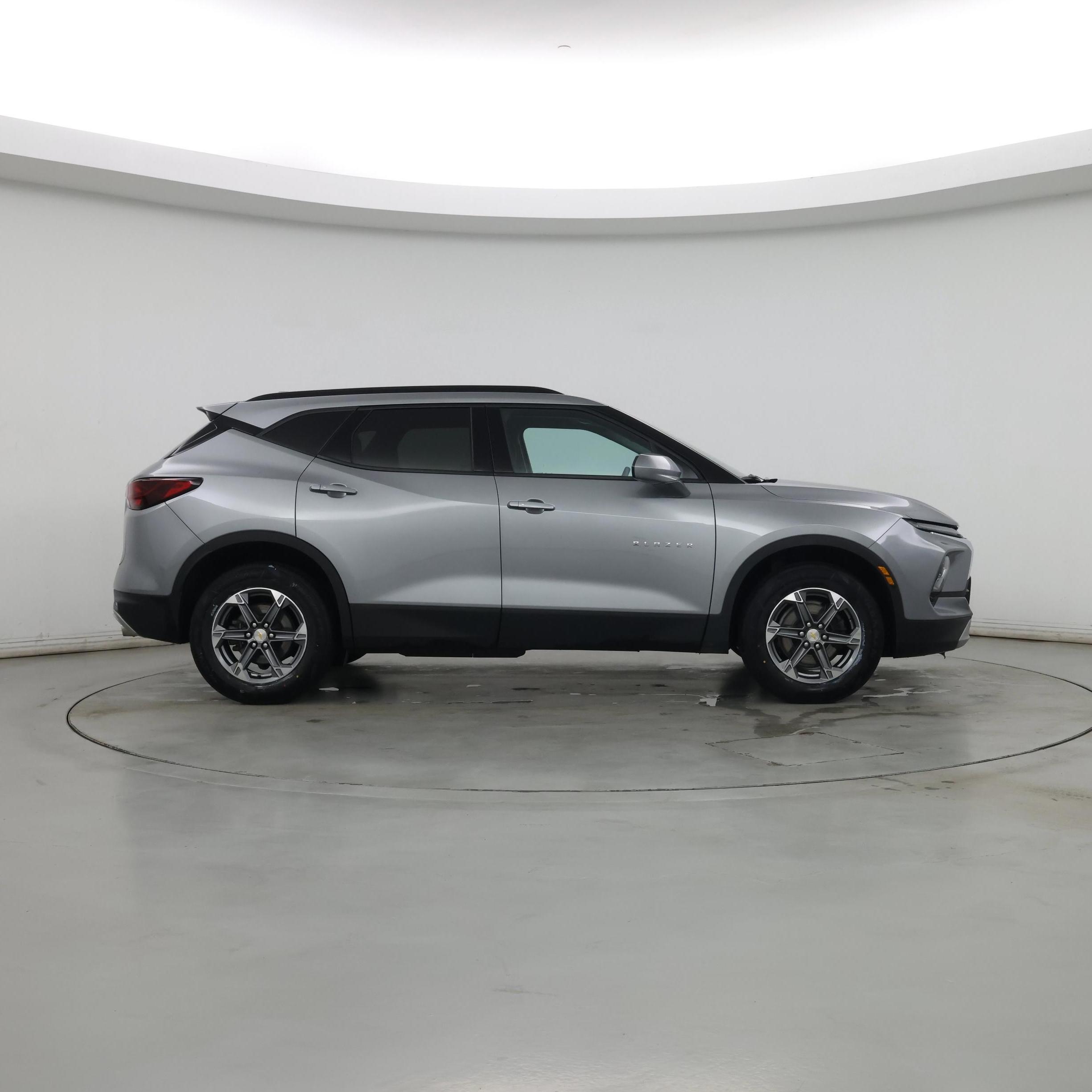 Thumbnail: 2023 Chevrolet Blazer - 7