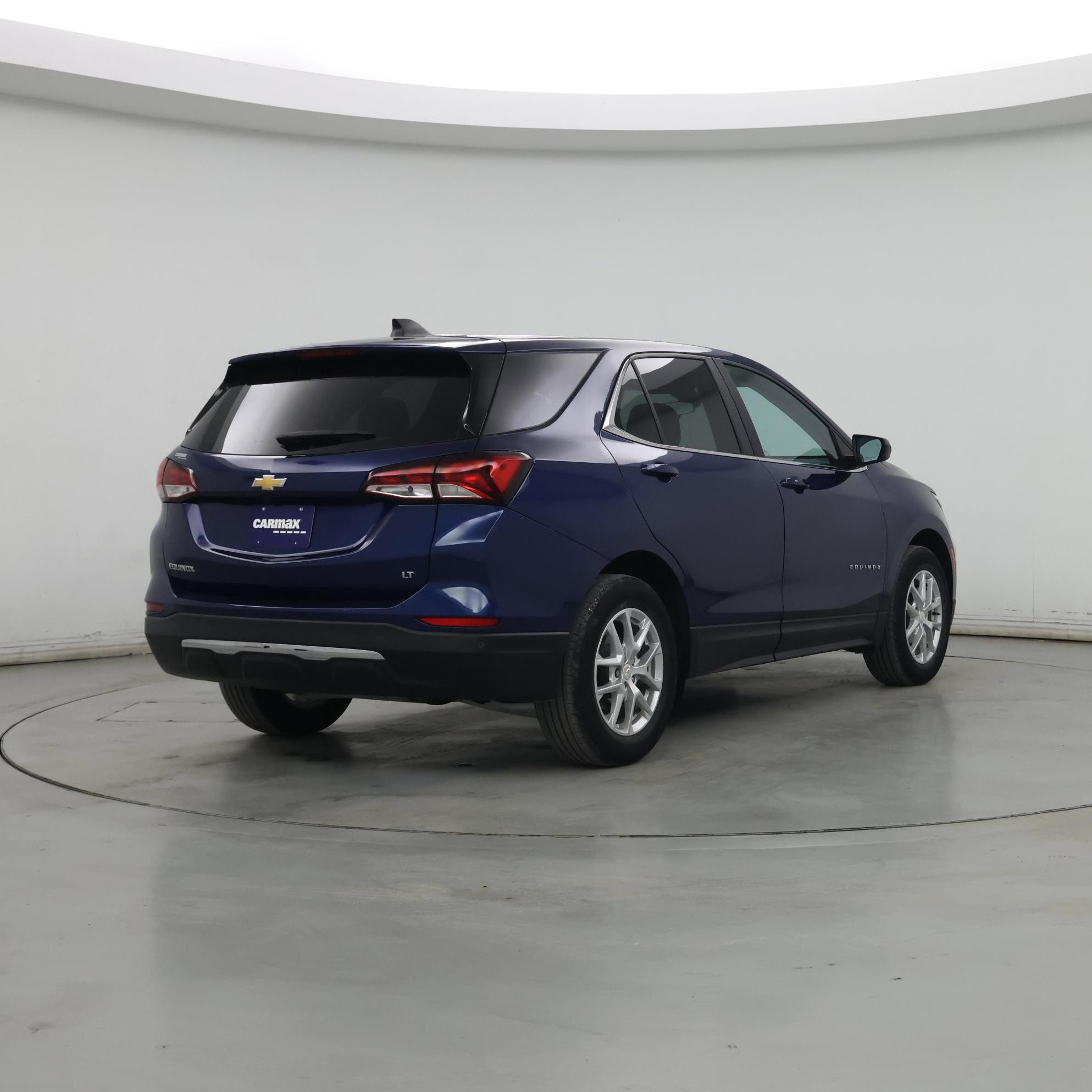 Thumbnail: 2022 Chevrolet Equinox - 8