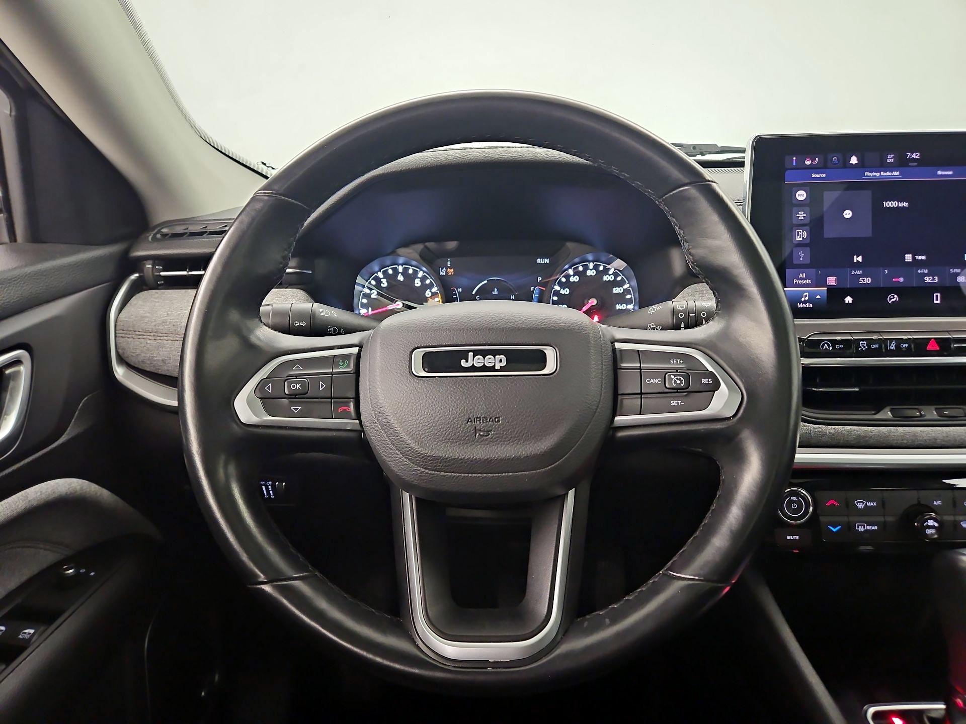 Thumbnail: 2022 Jeep Compass - 10